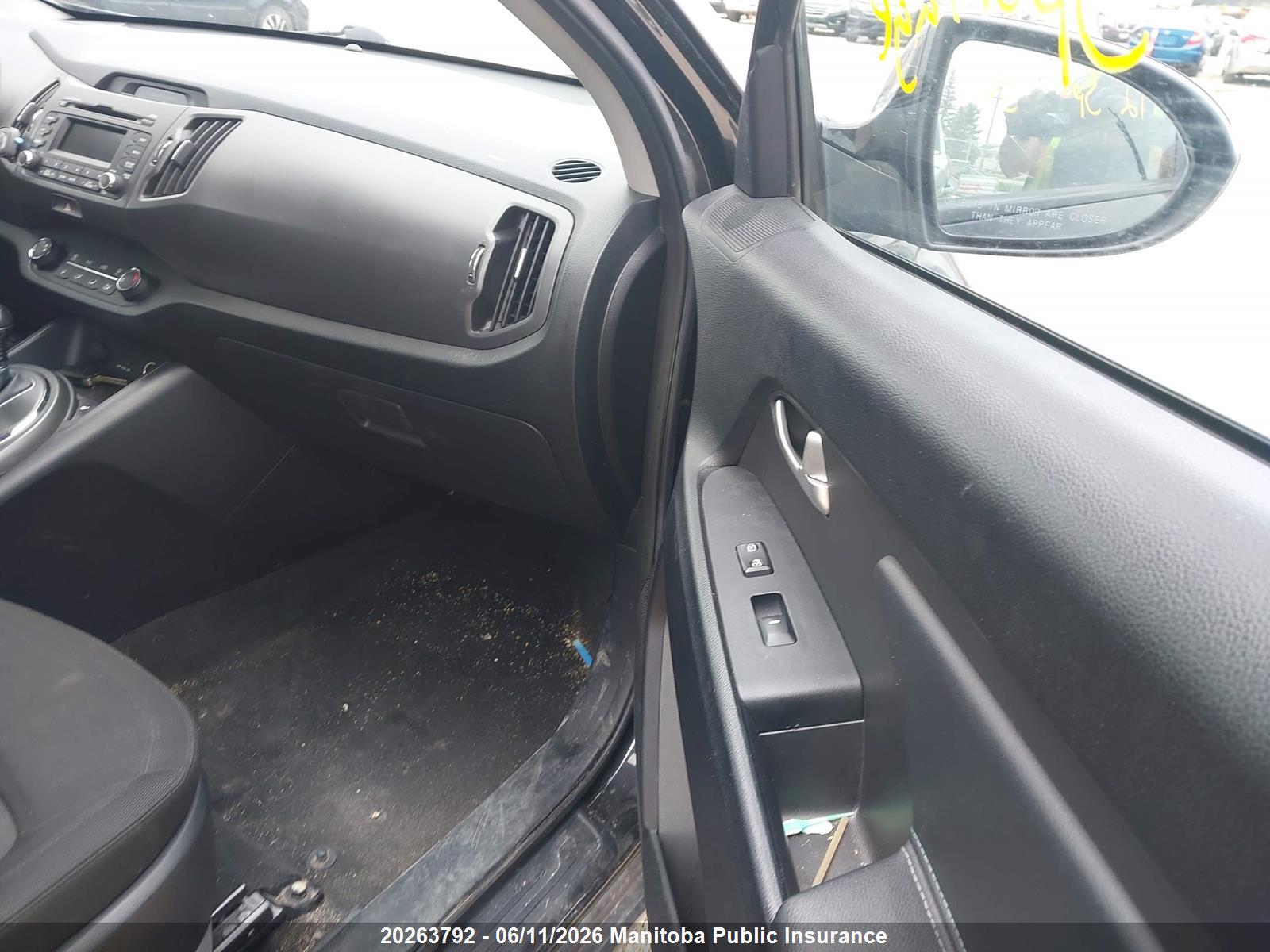 KIA SPORTAGE image 5
