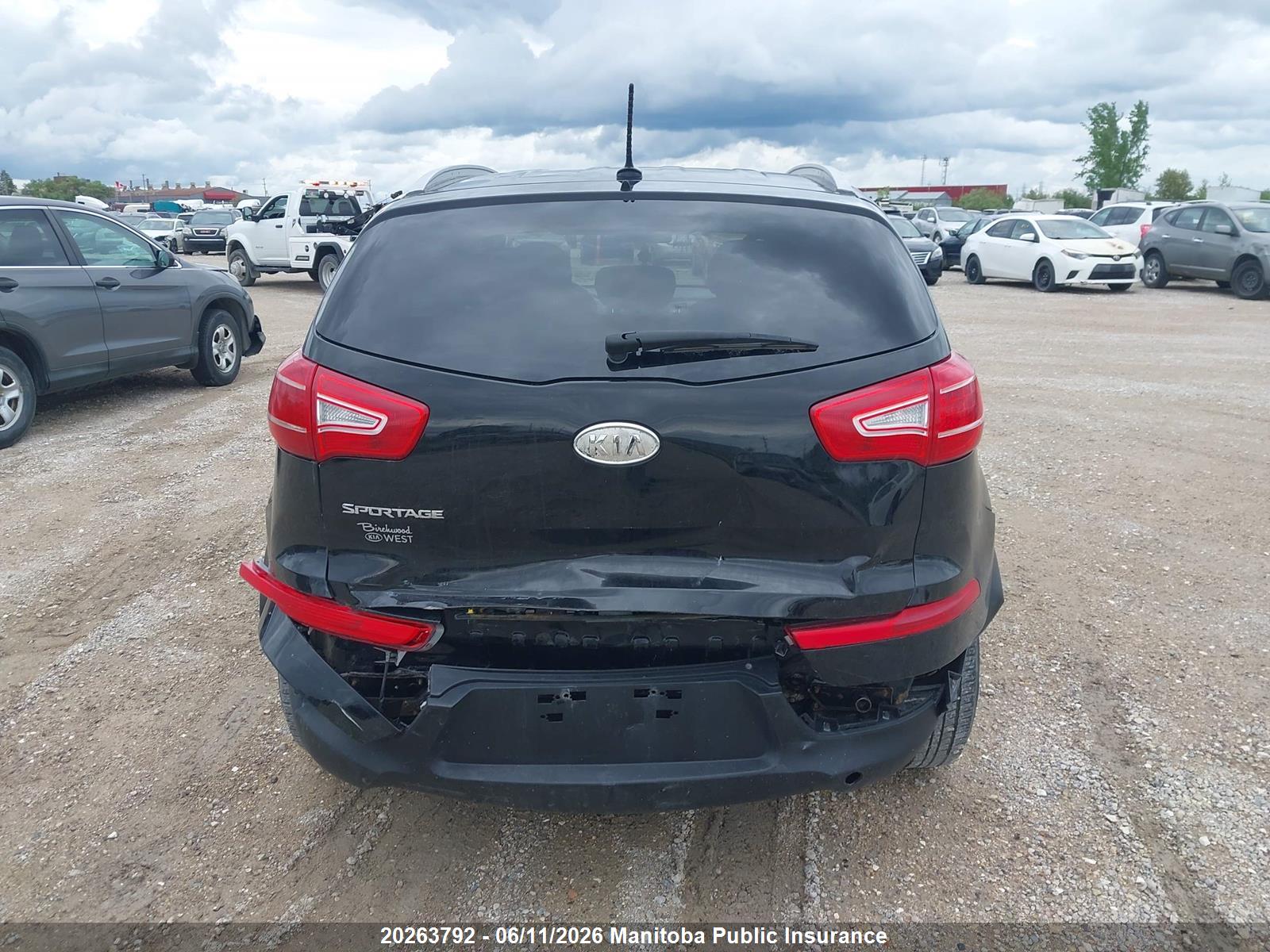 KIA SPORTAGE image 6