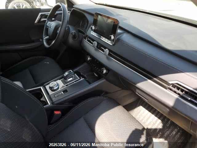 MITSUBISHI OUTLANDER image 5