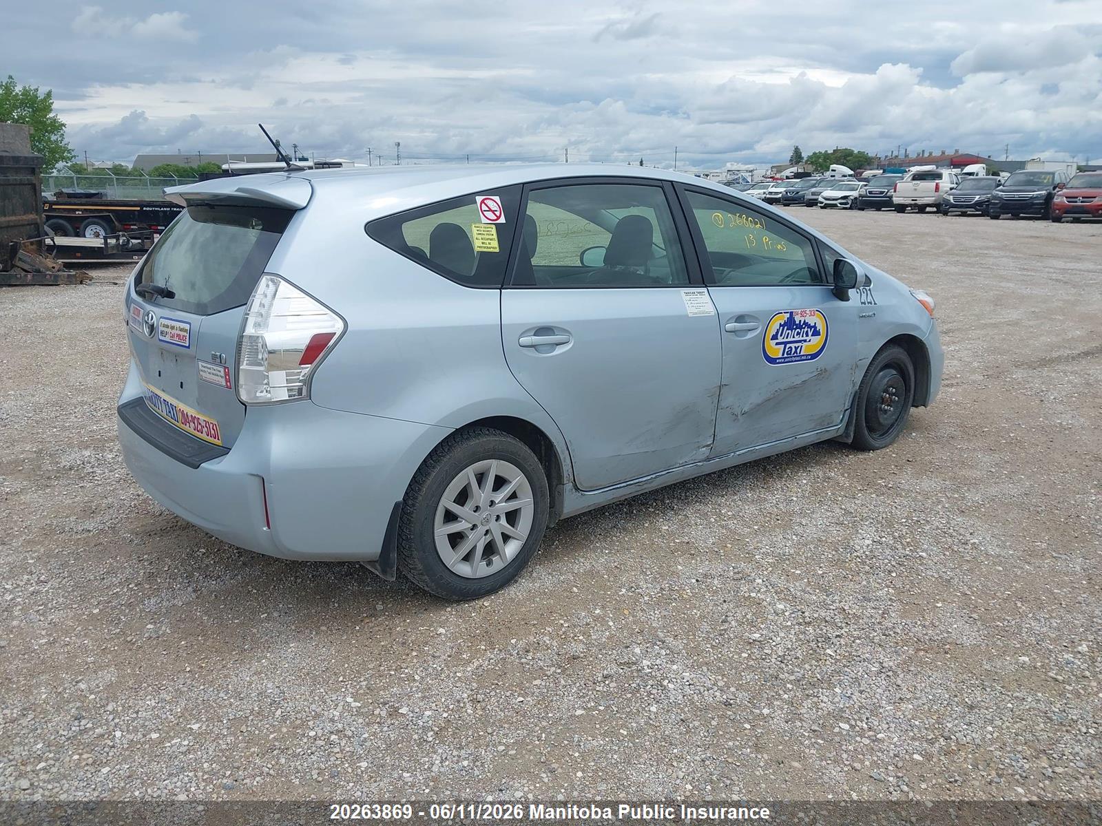 TOYOTA PRIUS image 4