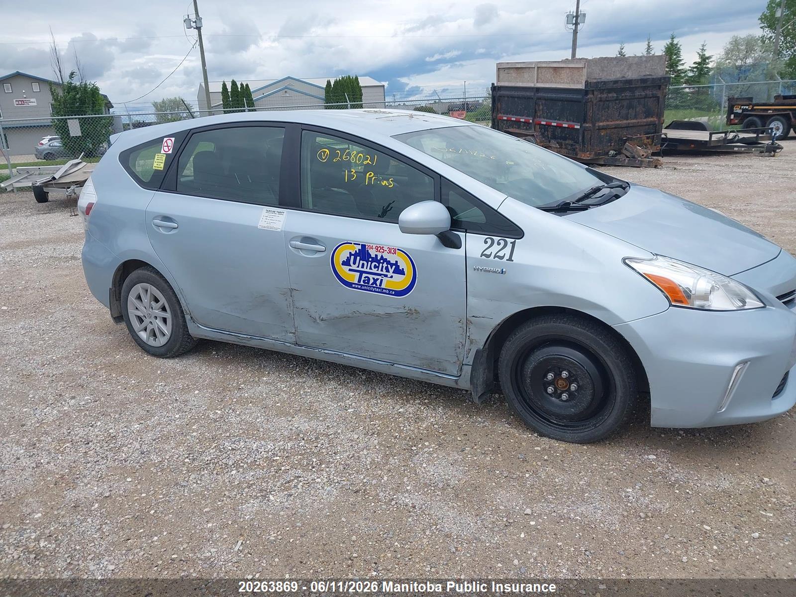 TOYOTA PRIUS image 6