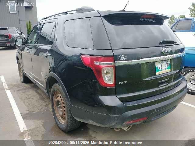 FORD EXPLORER image 3