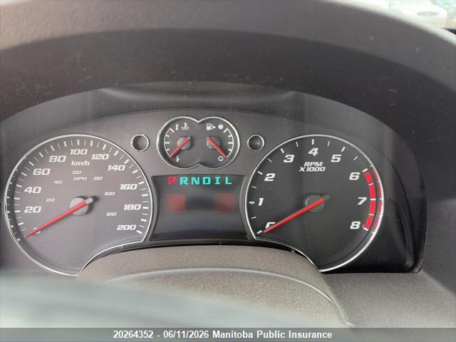 CHEVROLET EQUINOX image 7