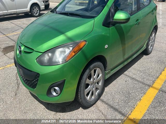 MAZDA 2 image 2