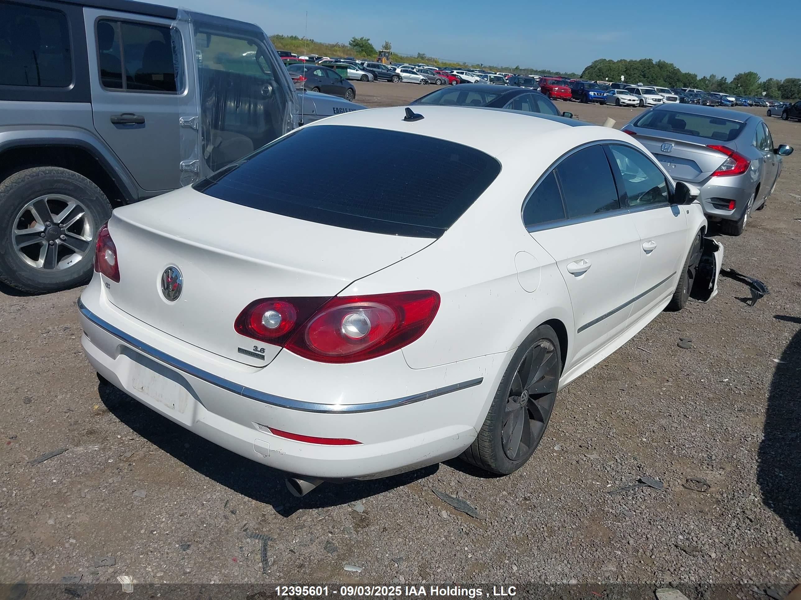 VOLKSWAGEN PASSAT image 4