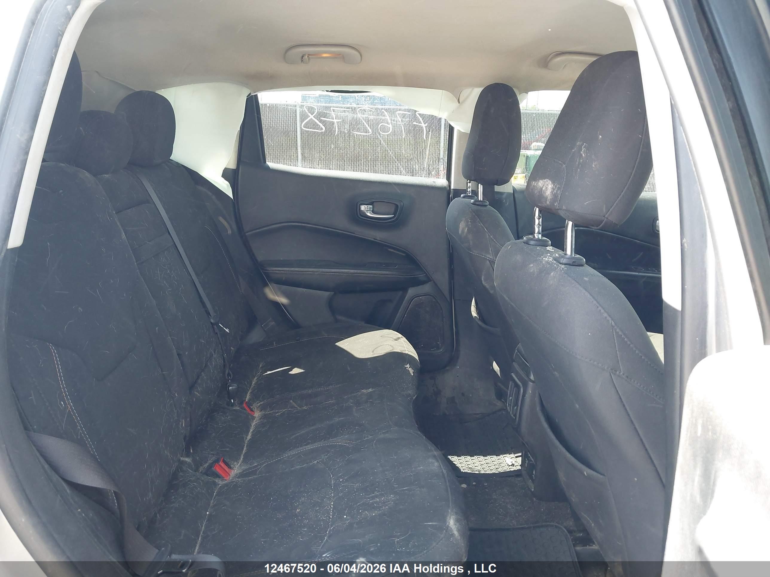 JEEP COMPASS image 8