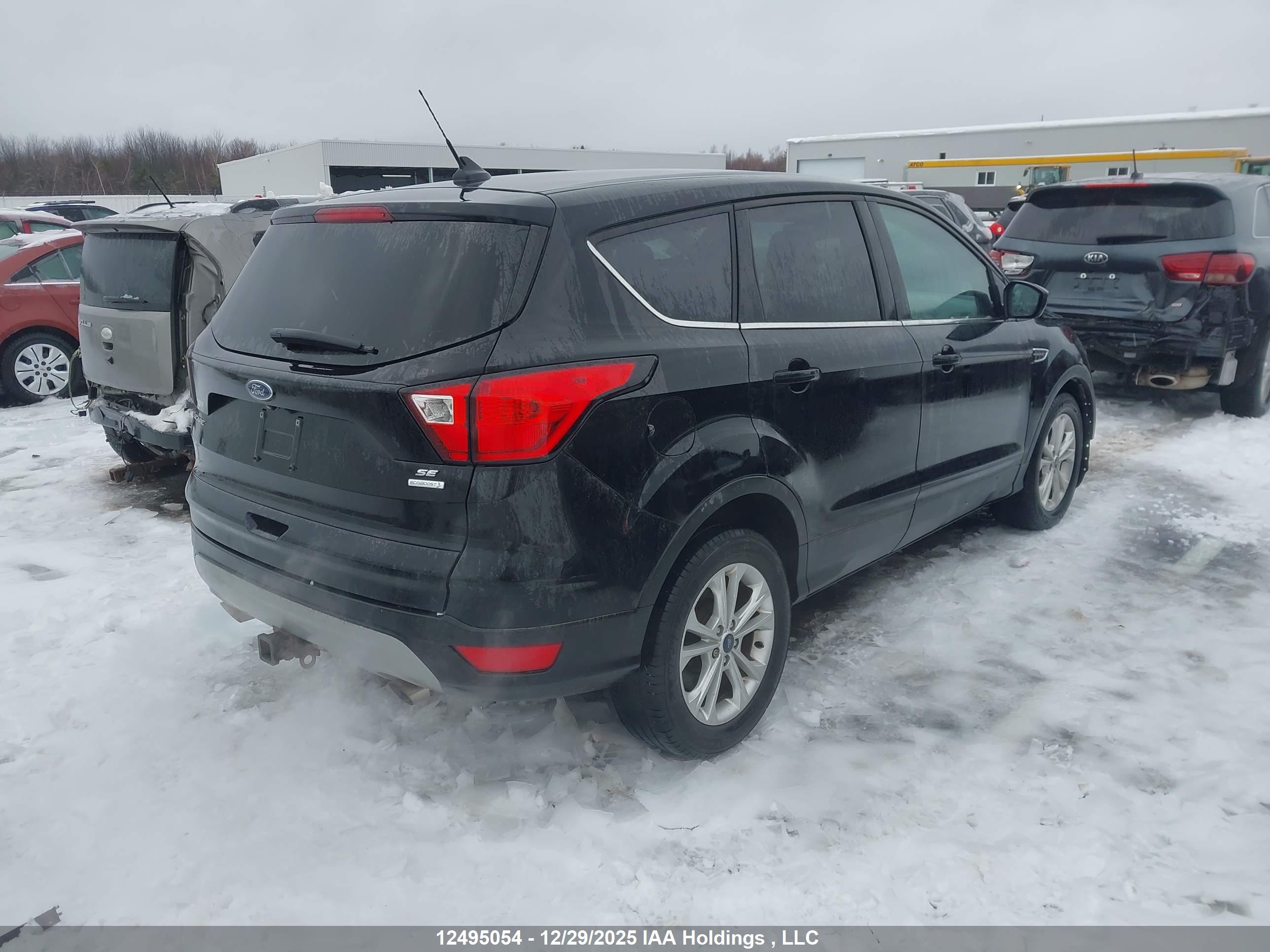 FORD ESCAPE image 4