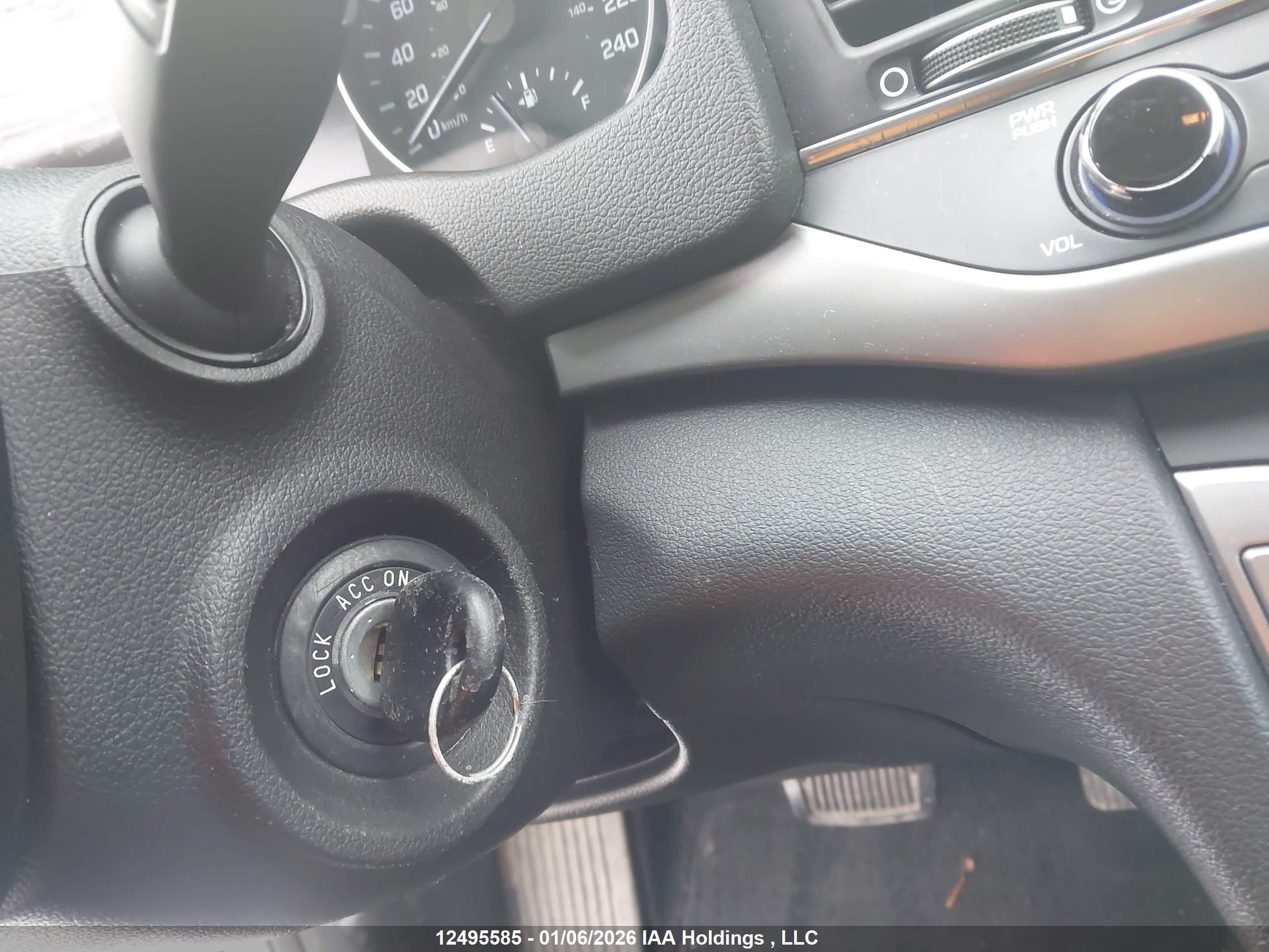 HYUNDAI ELANTRA image 11