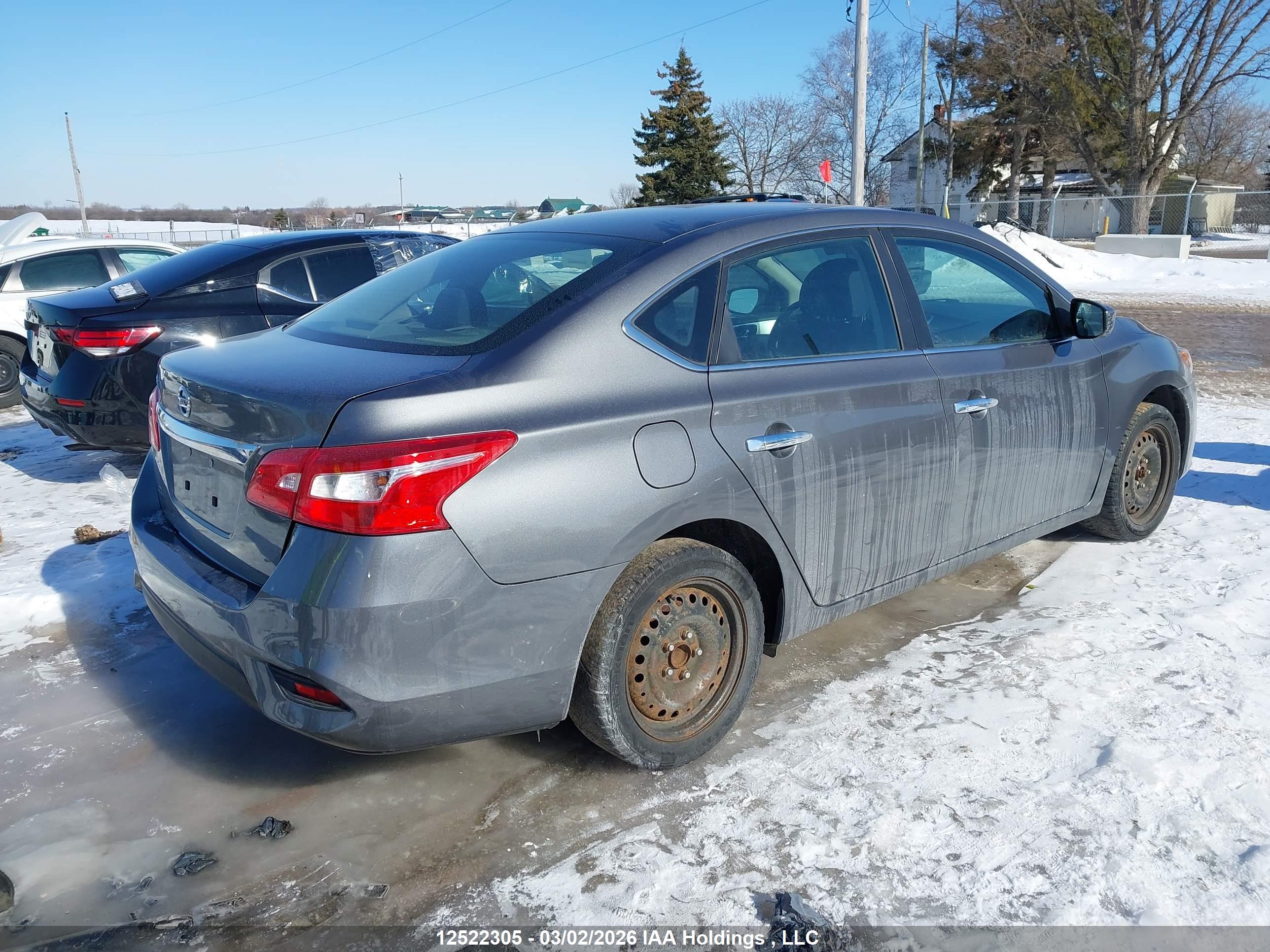 NISSAN SENTRA image 4
