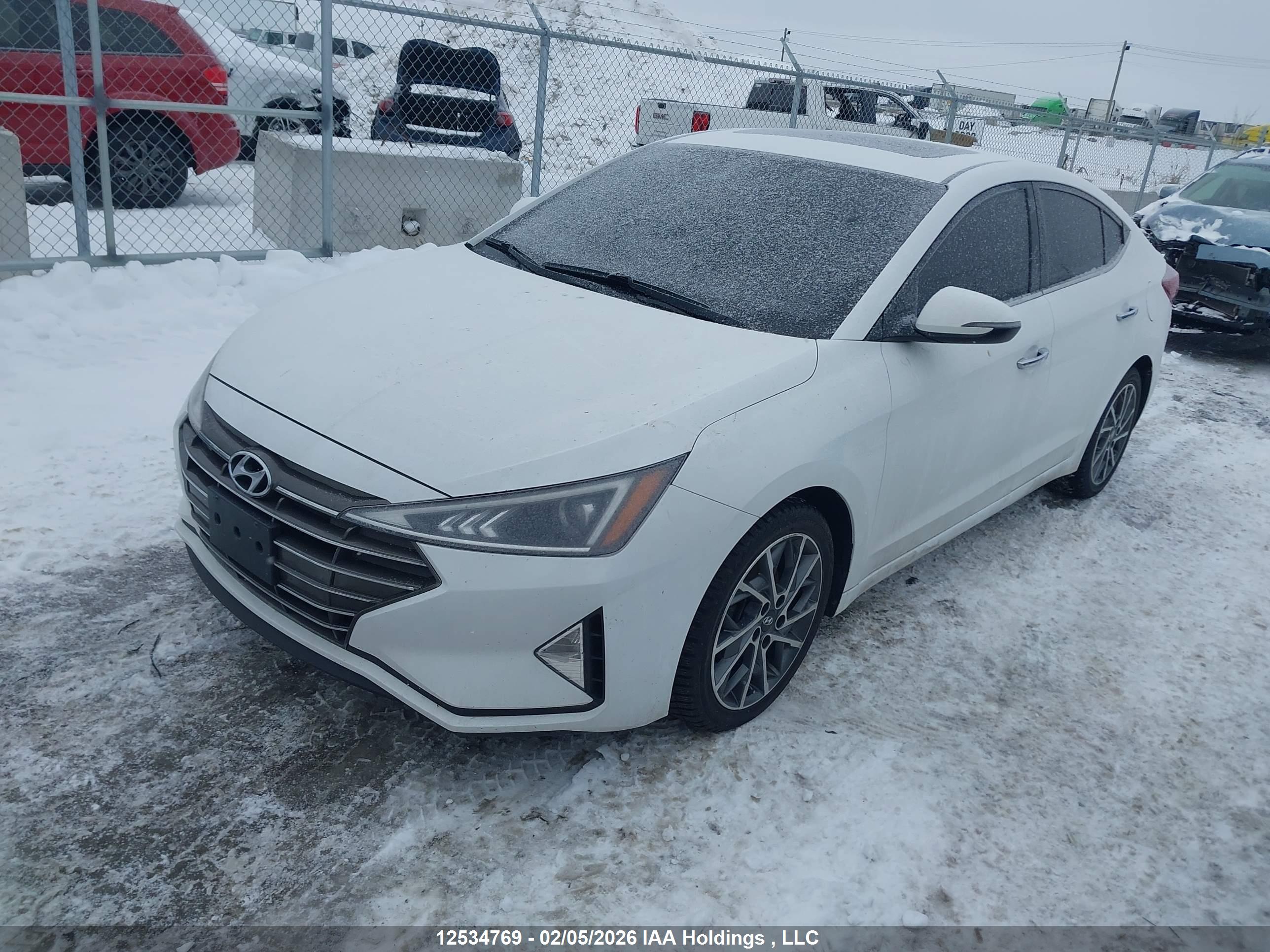 HYUNDAI ELANTRA image 2
