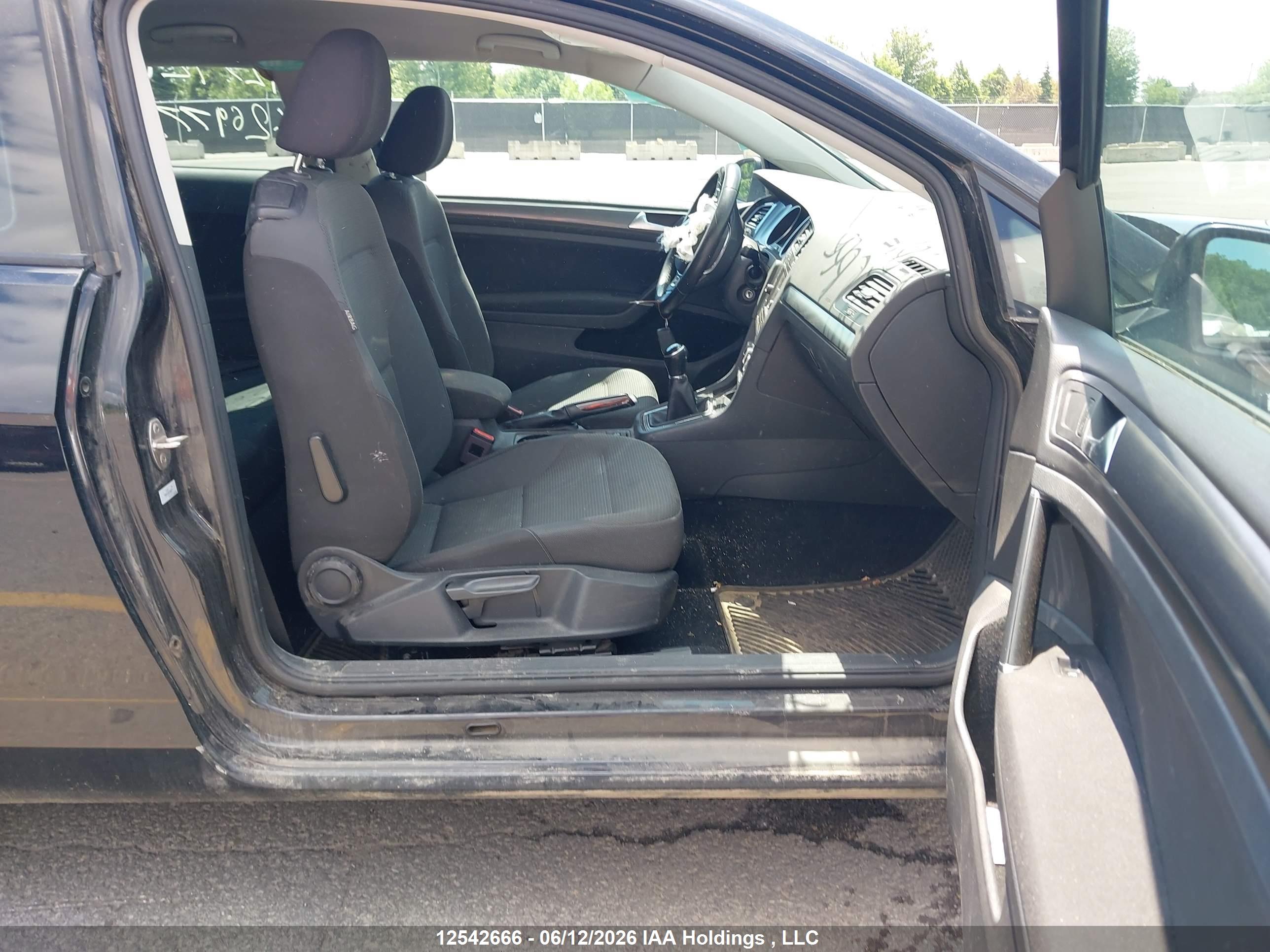 VOLKSWAGEN GOLF image 5