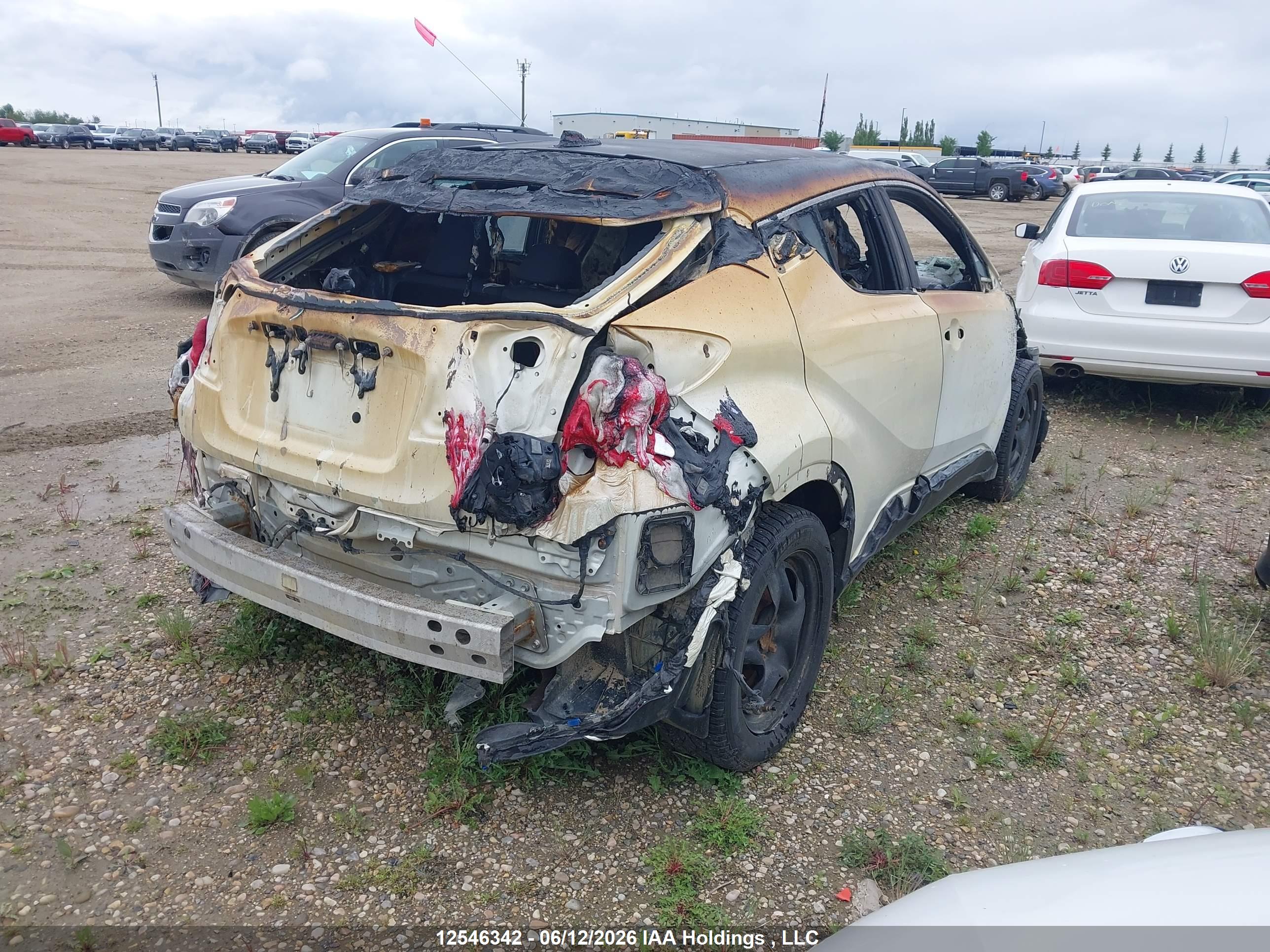 TOYOTA C-HR image 4