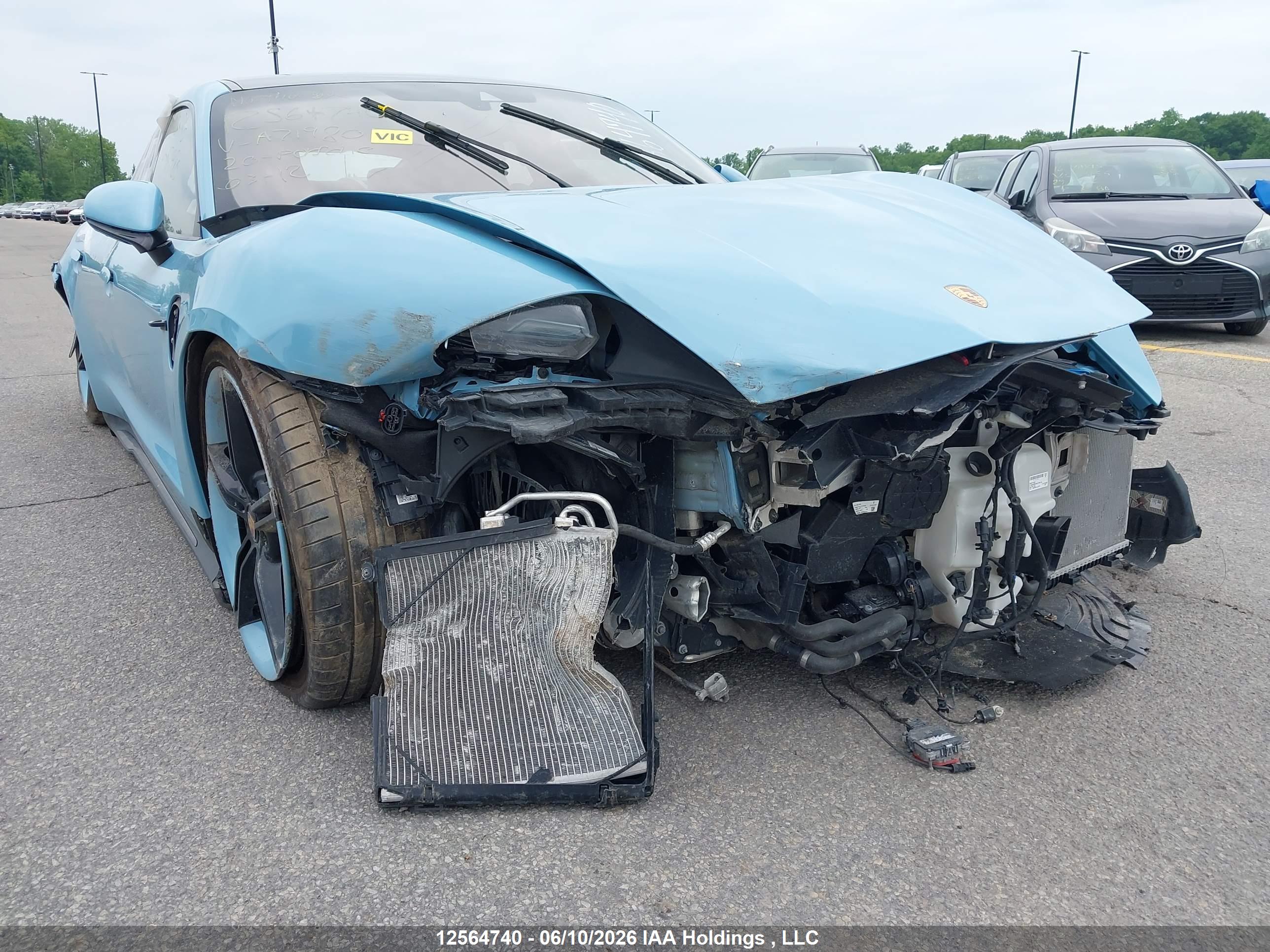 PORSCHE TAYCAN image 6