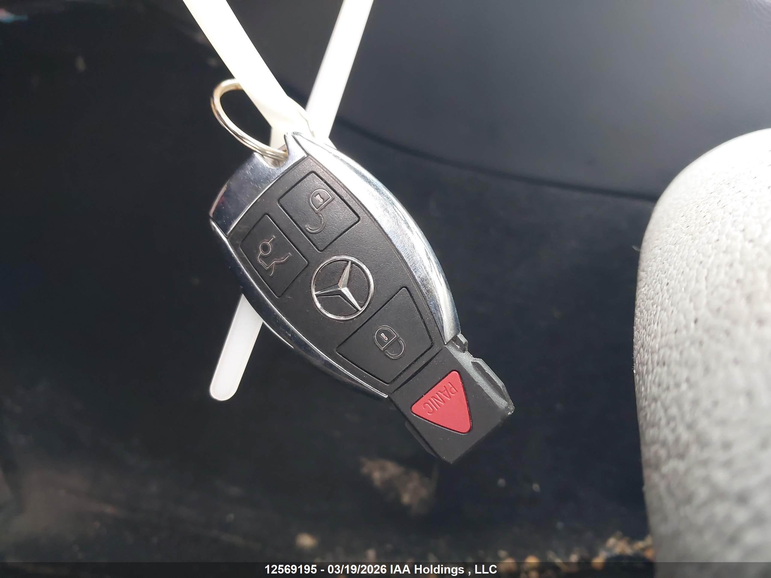 MERCEDES-BENZ C image 11