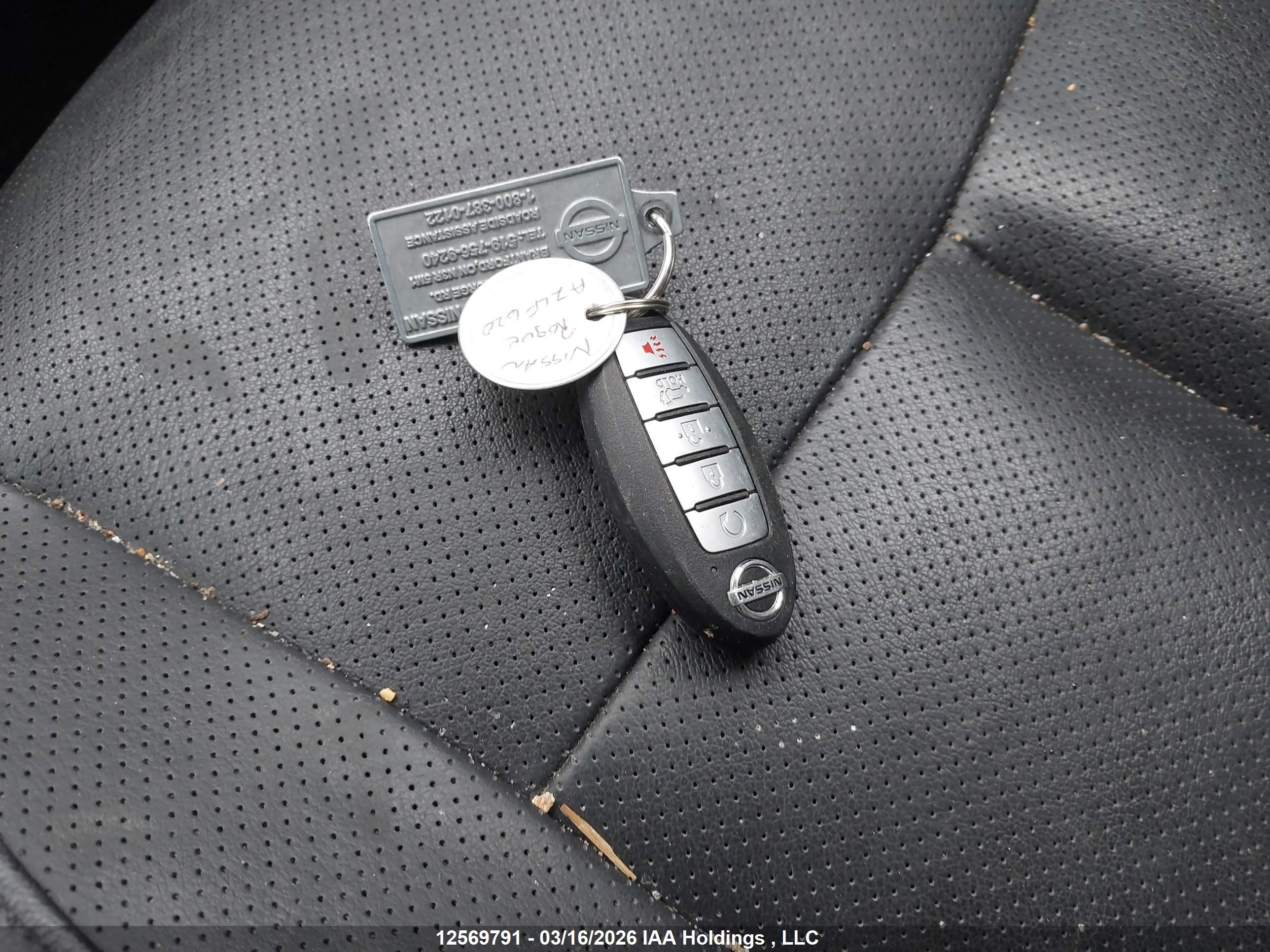 NISSAN ROGUE image 11