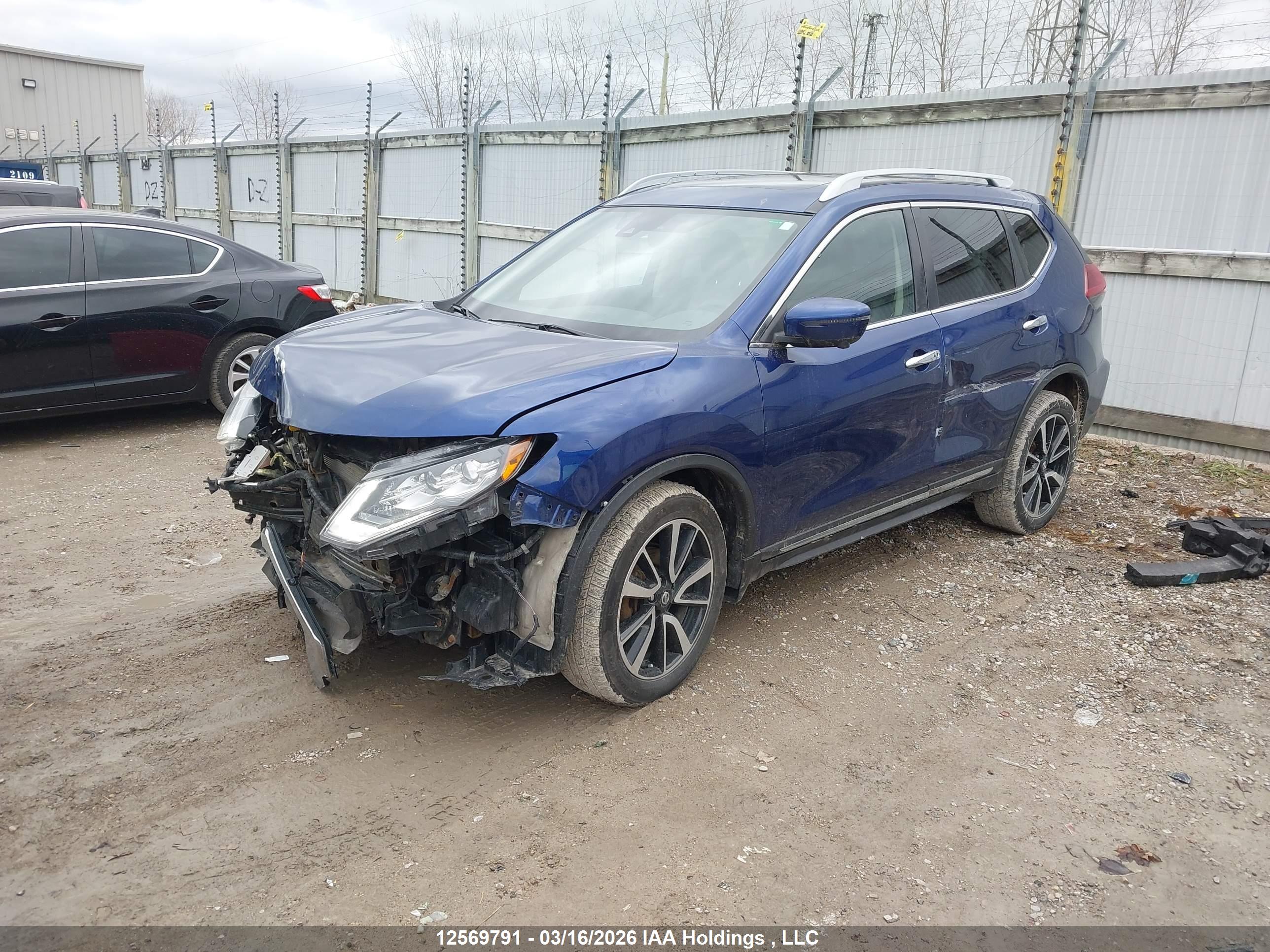 NISSAN ROGUE image 2