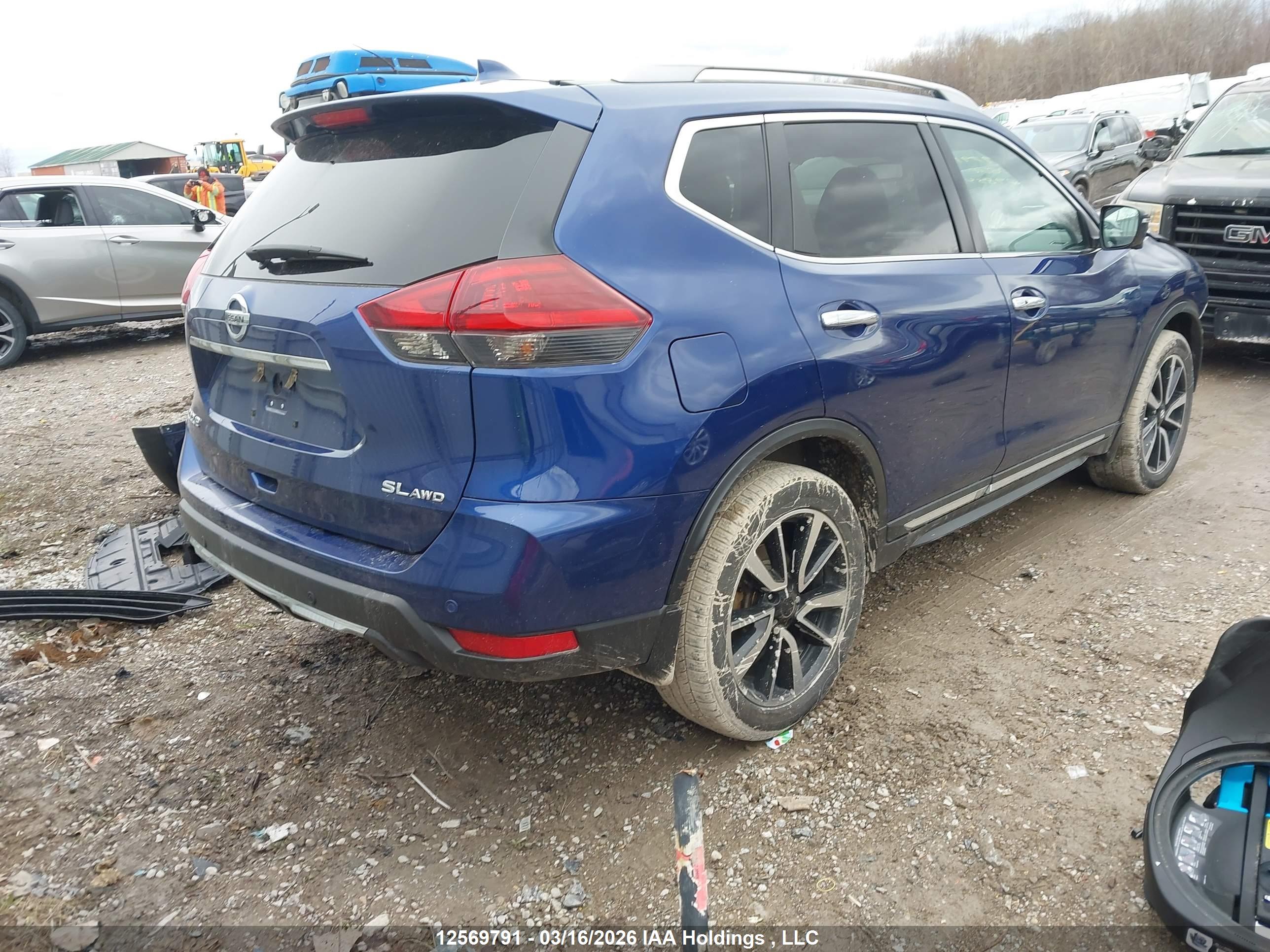 NISSAN ROGUE image 4