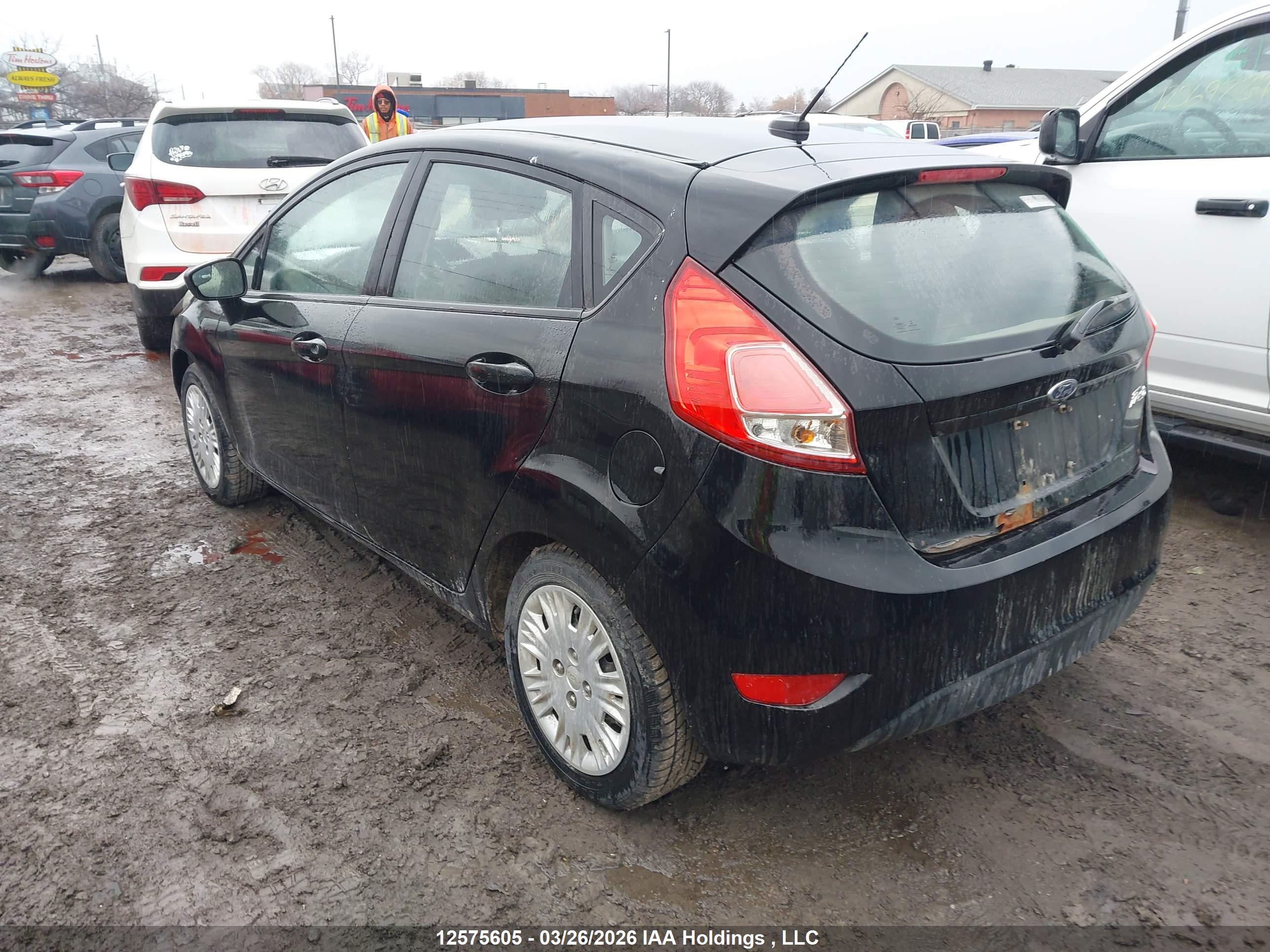 FORD FIESTA image 3