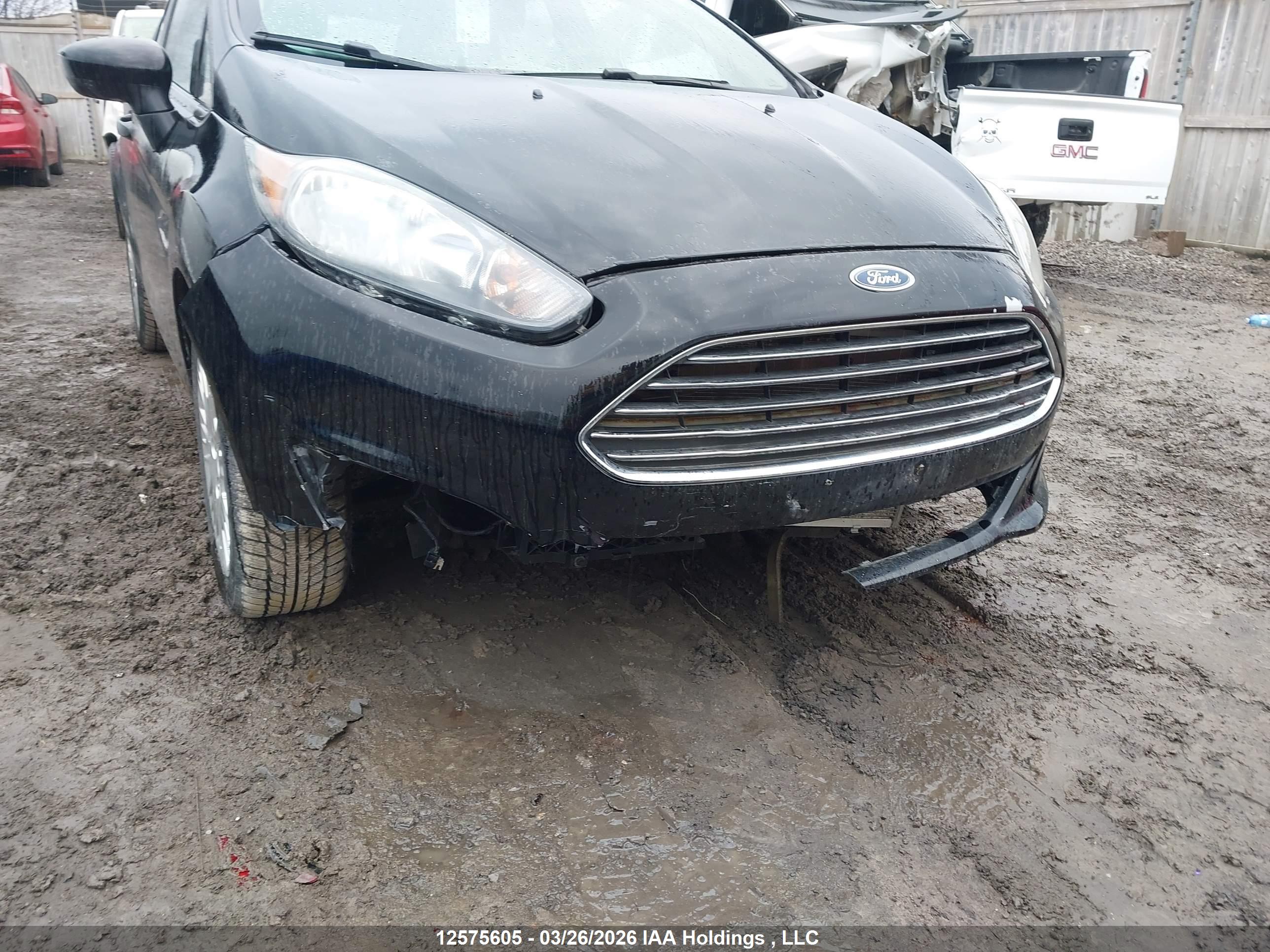 FORD FIESTA image 6
