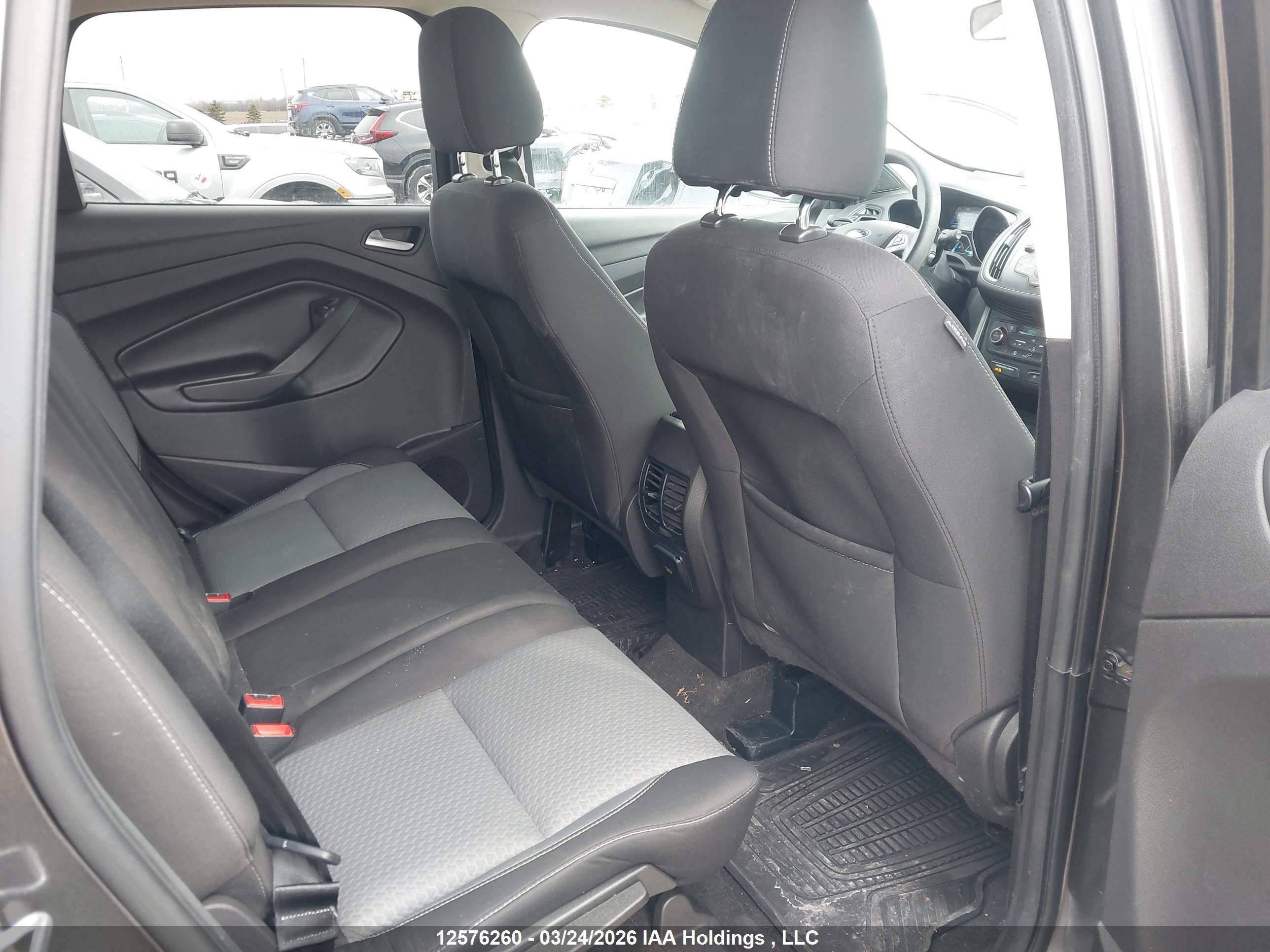 FORD ESCAPE image 8