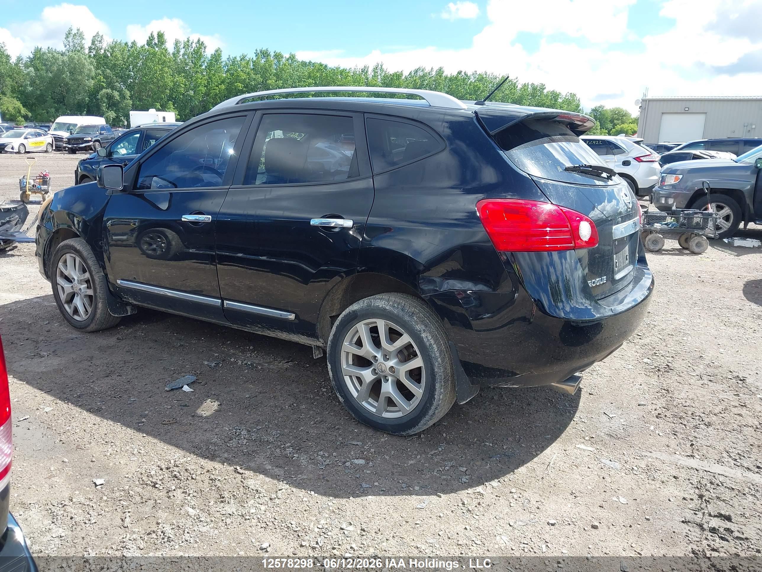 NISSAN ROGUE image 3