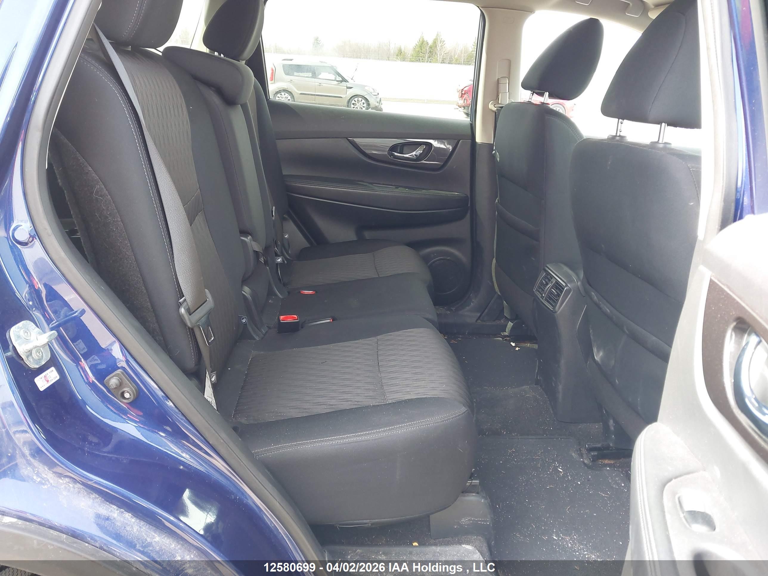 NISSAN ROGUE image 8