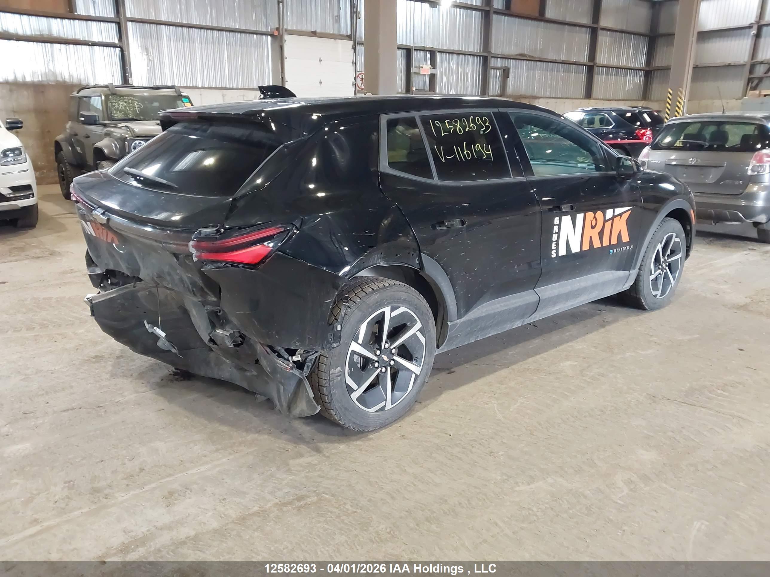 CHEVROLET EQUINOX image 4