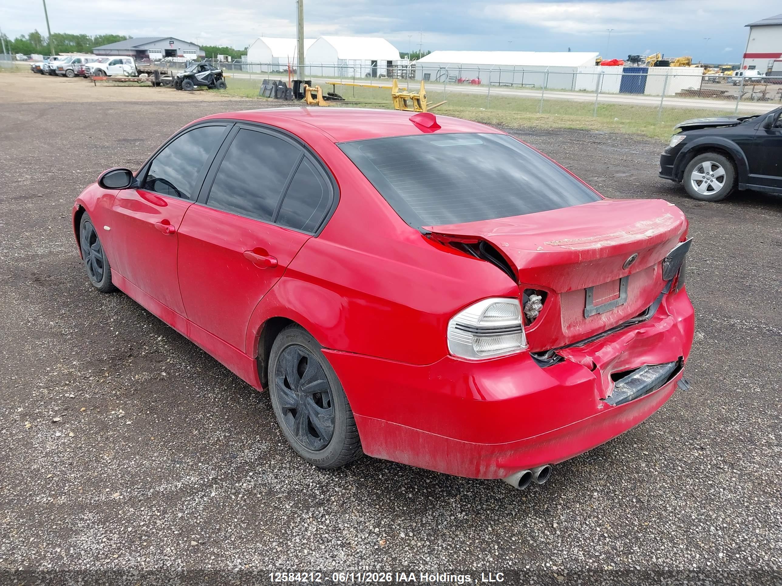 BMW 325I image 3