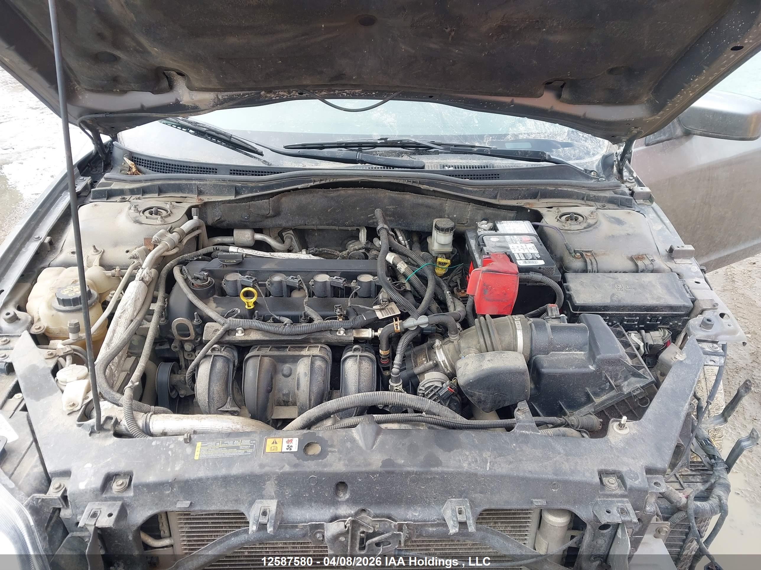 FORD FUSION image 10