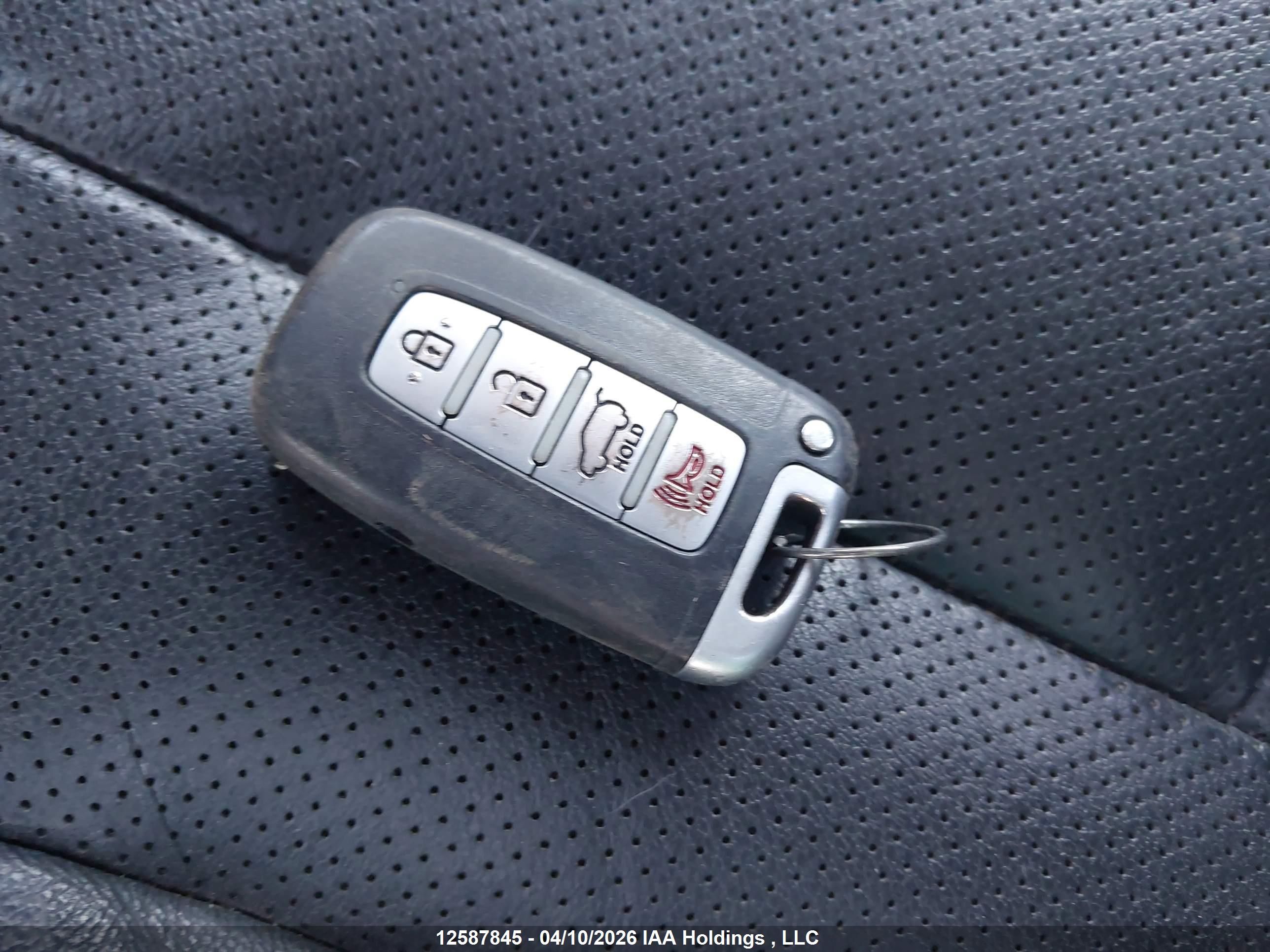 HYUNDAI ELANTRA image 11