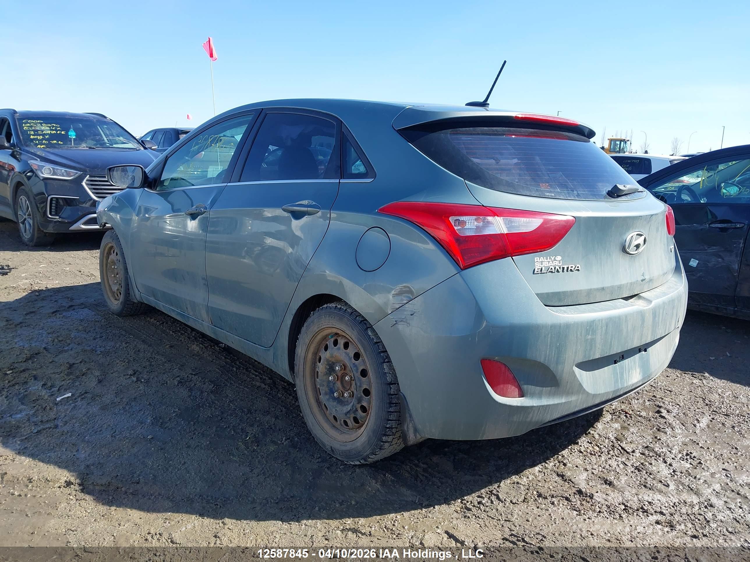 HYUNDAI ELANTRA image 3
