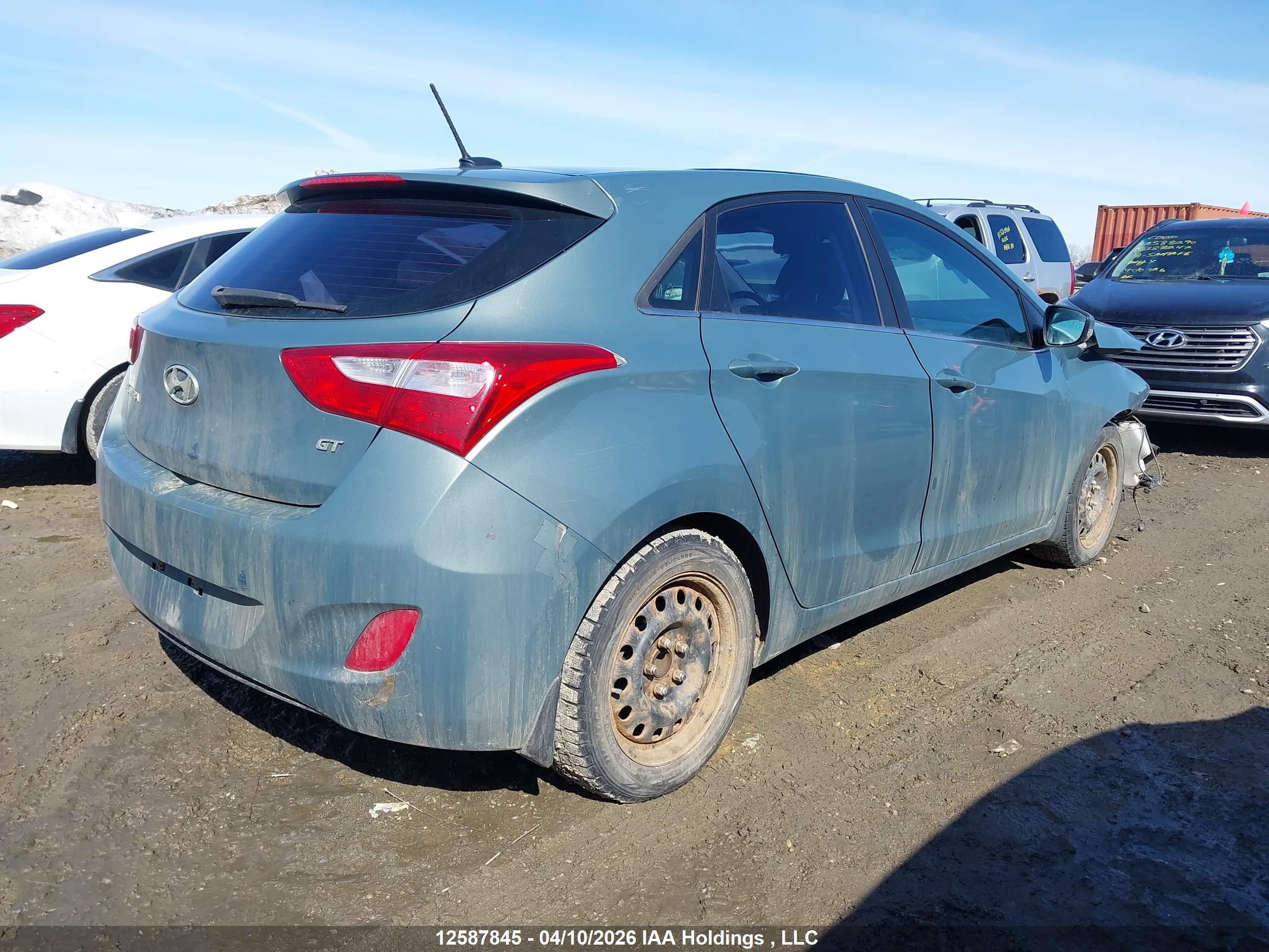 HYUNDAI ELANTRA image 4