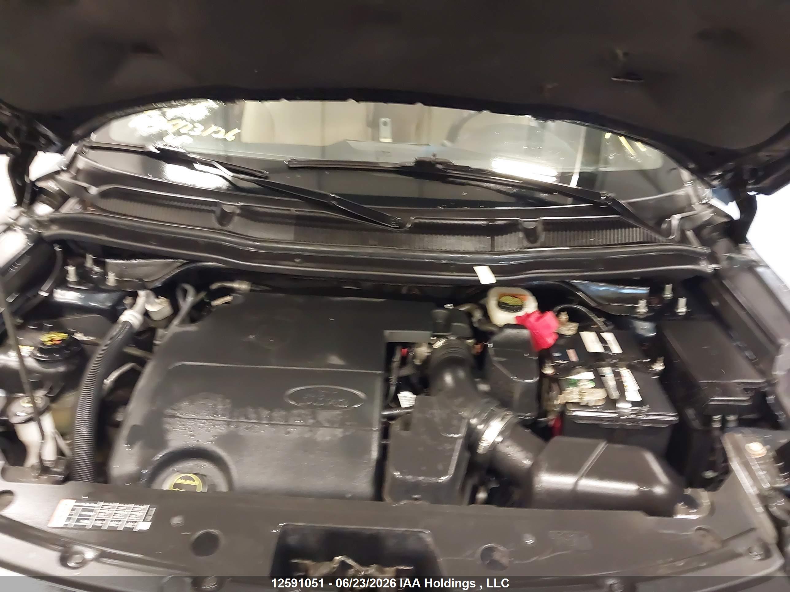 FORD EXPLORER image 10