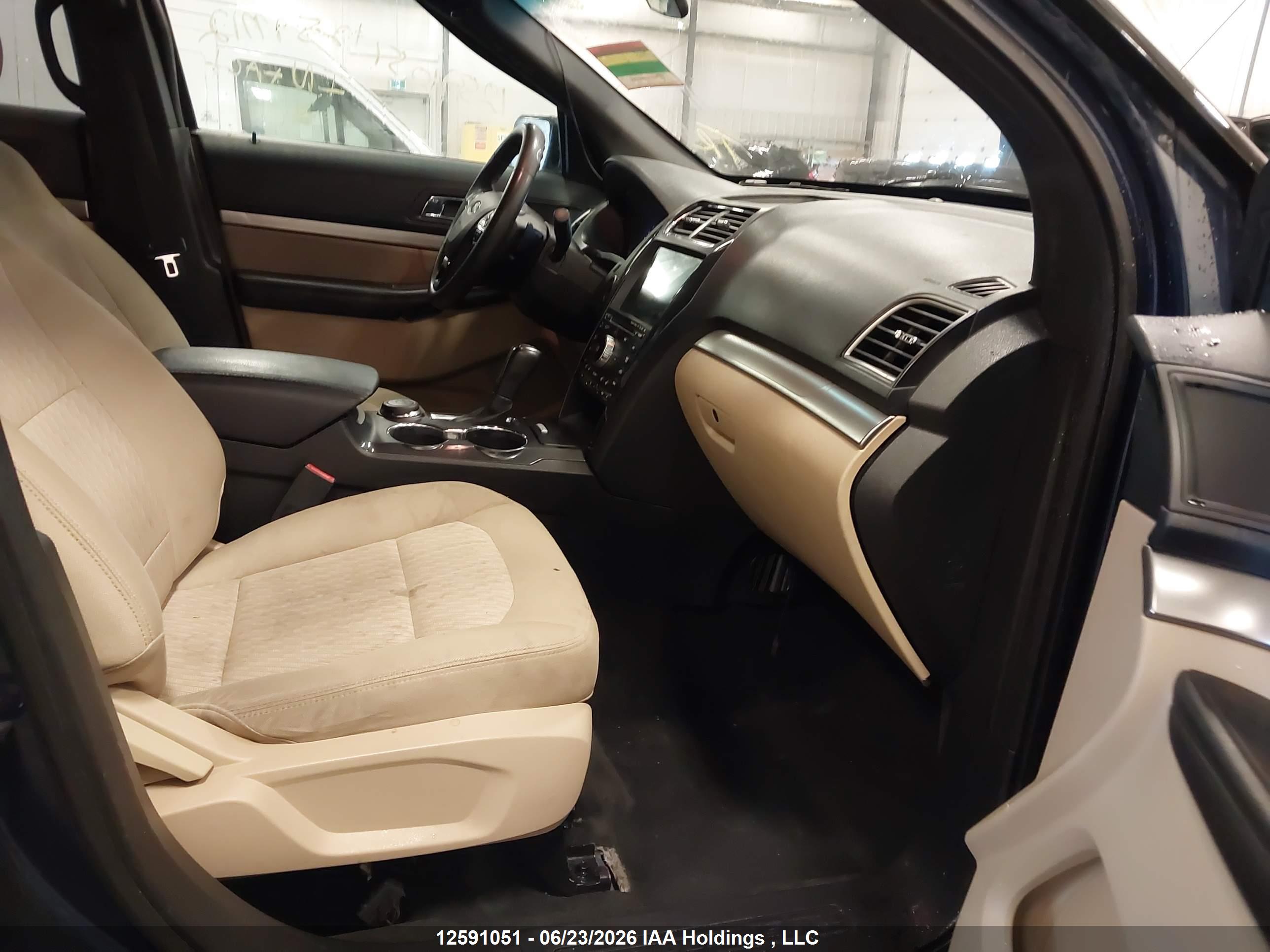 FORD EXPLORER image 5