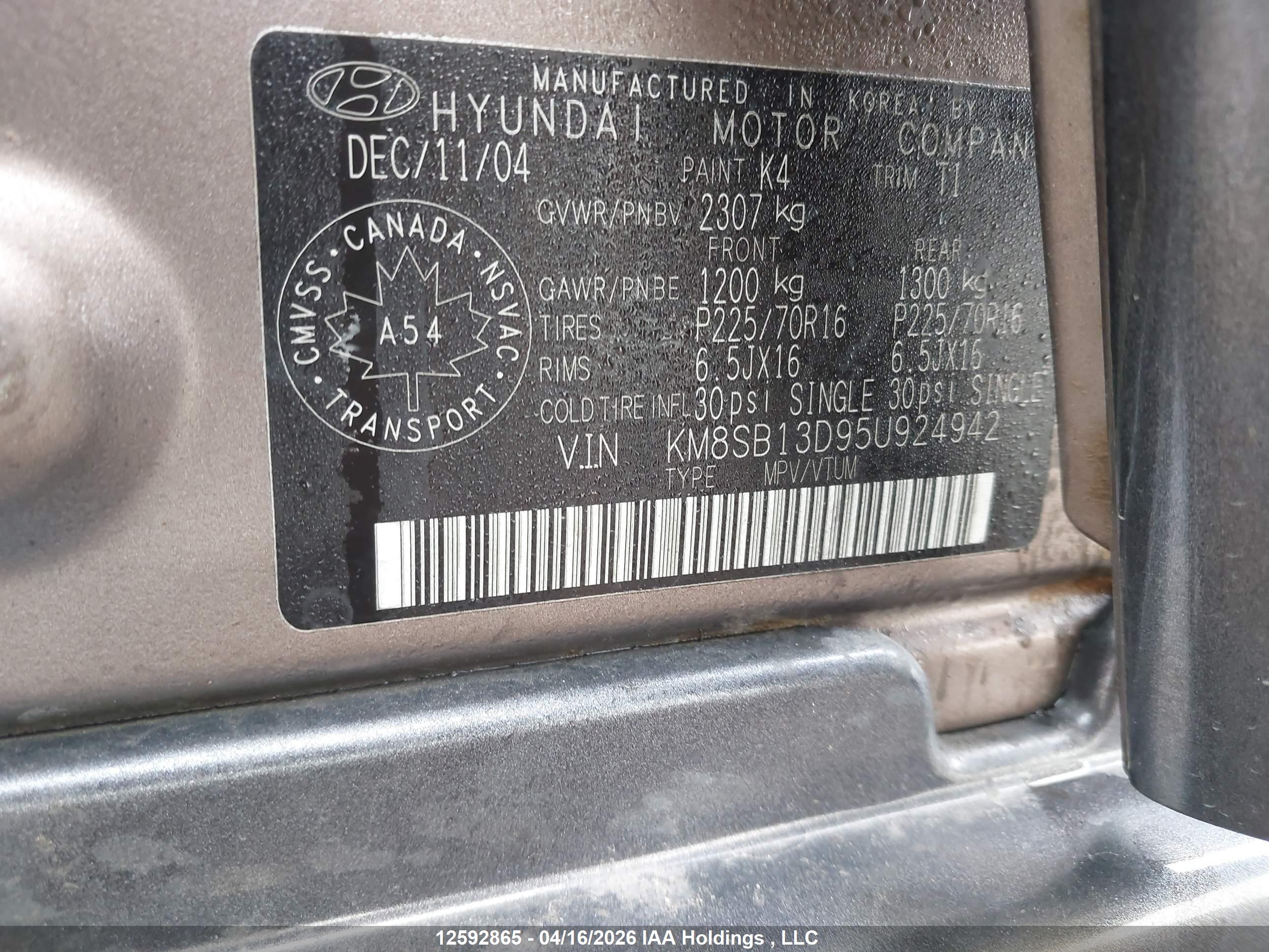 HYUNDAI SANTA image 9