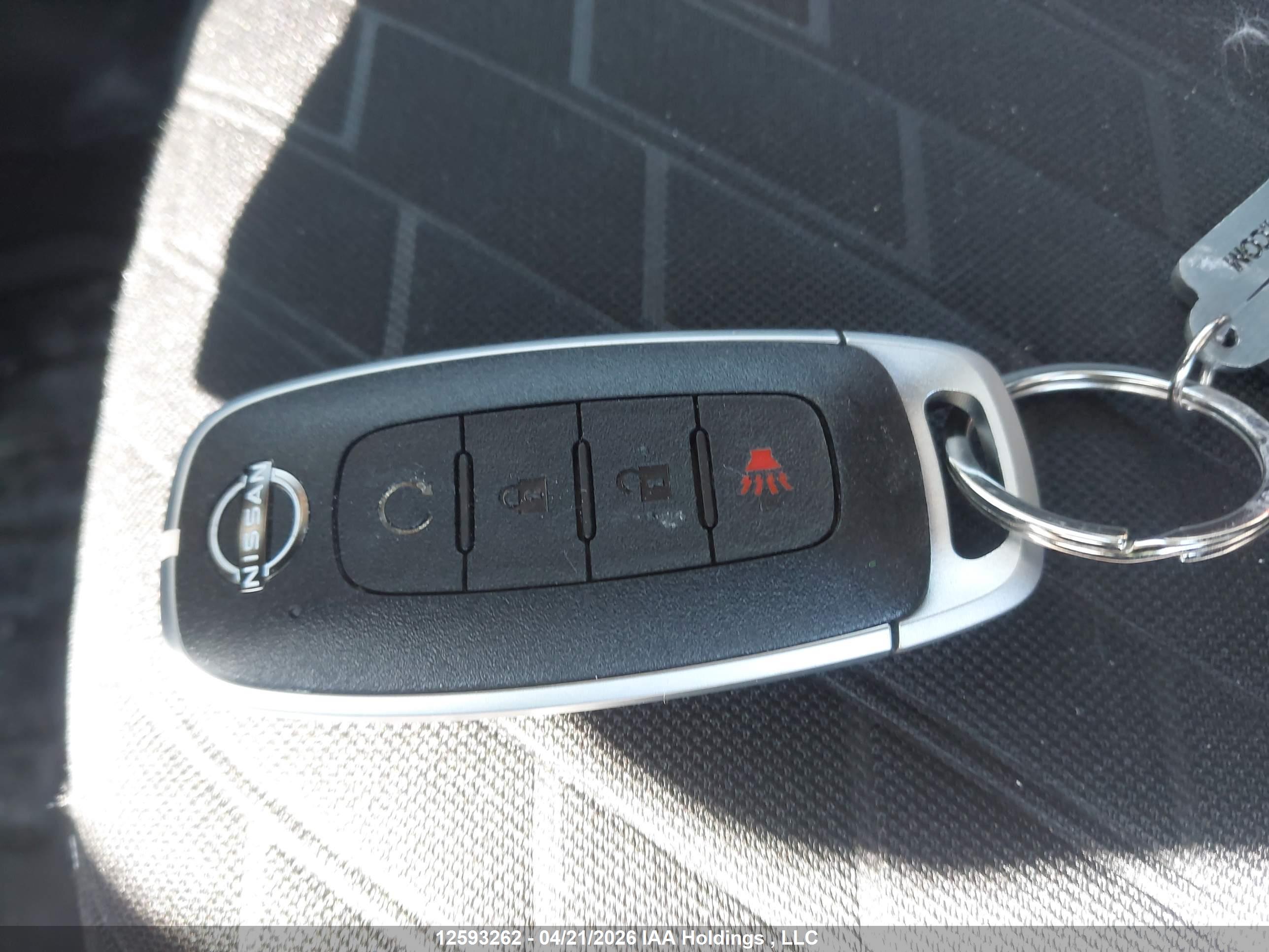 NISSAN KICKS image 11