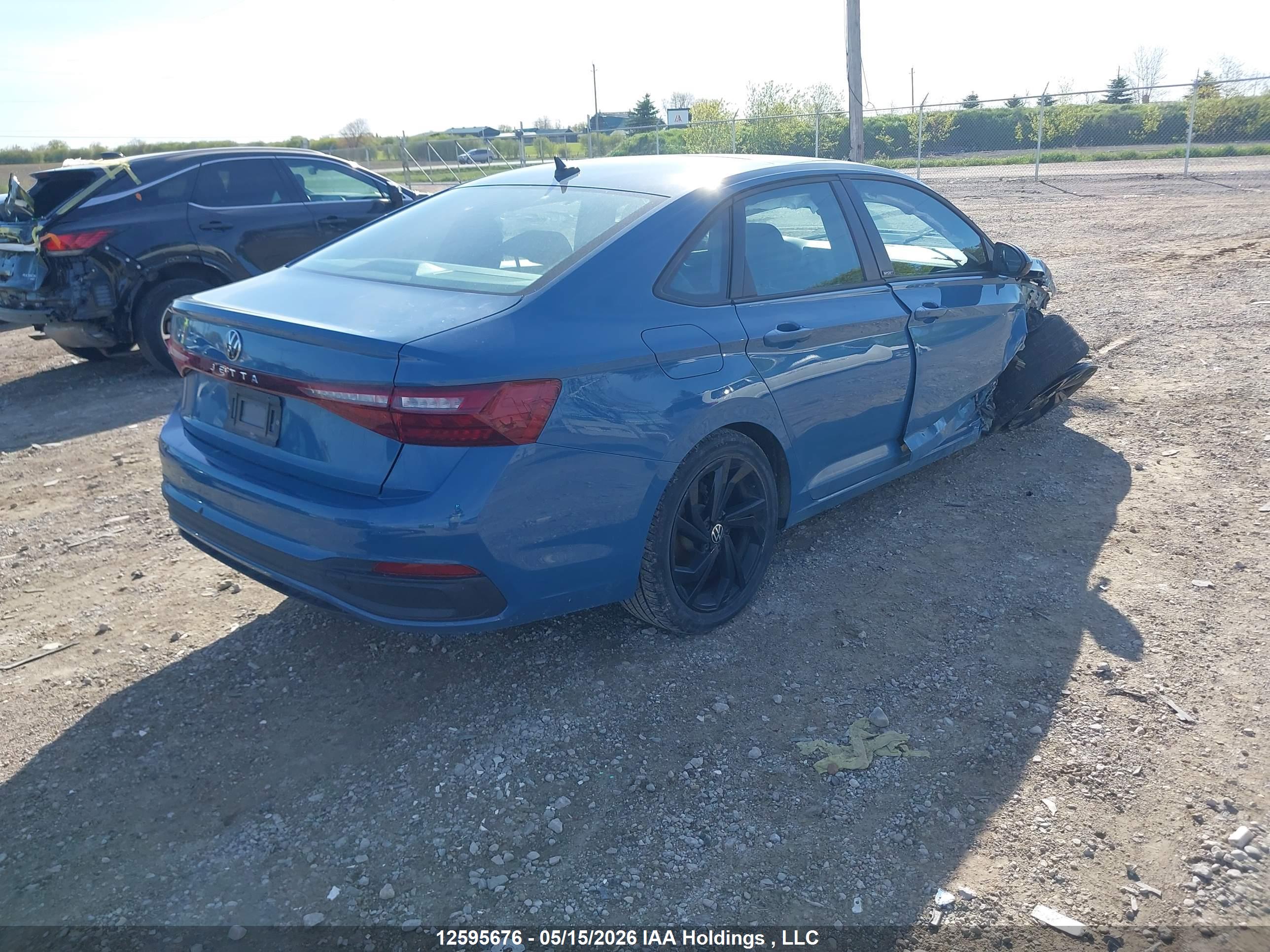VOLKSWAGEN JETTA image 4