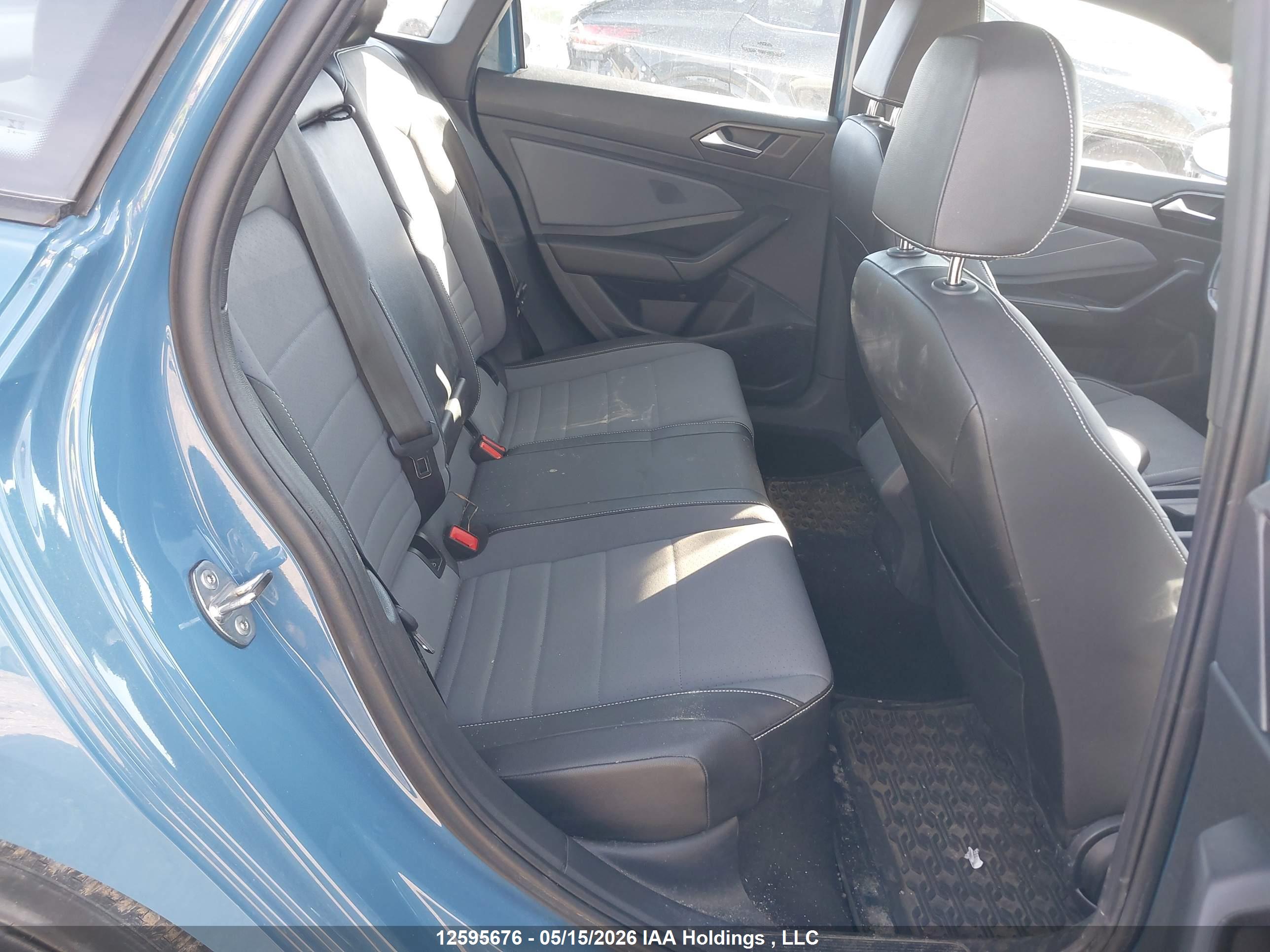 VOLKSWAGEN JETTA image 8