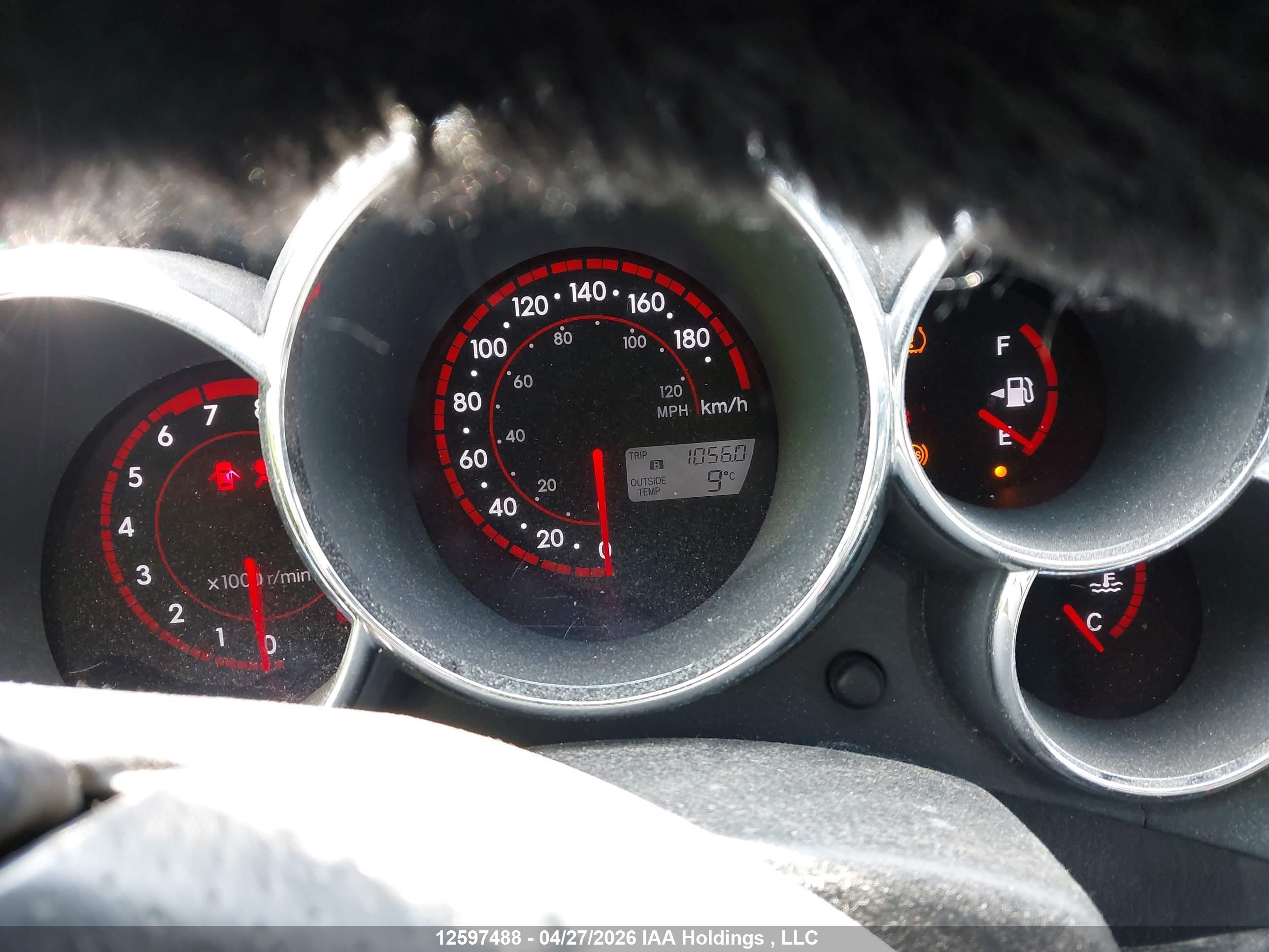 TOYOTA MATRIX image 7