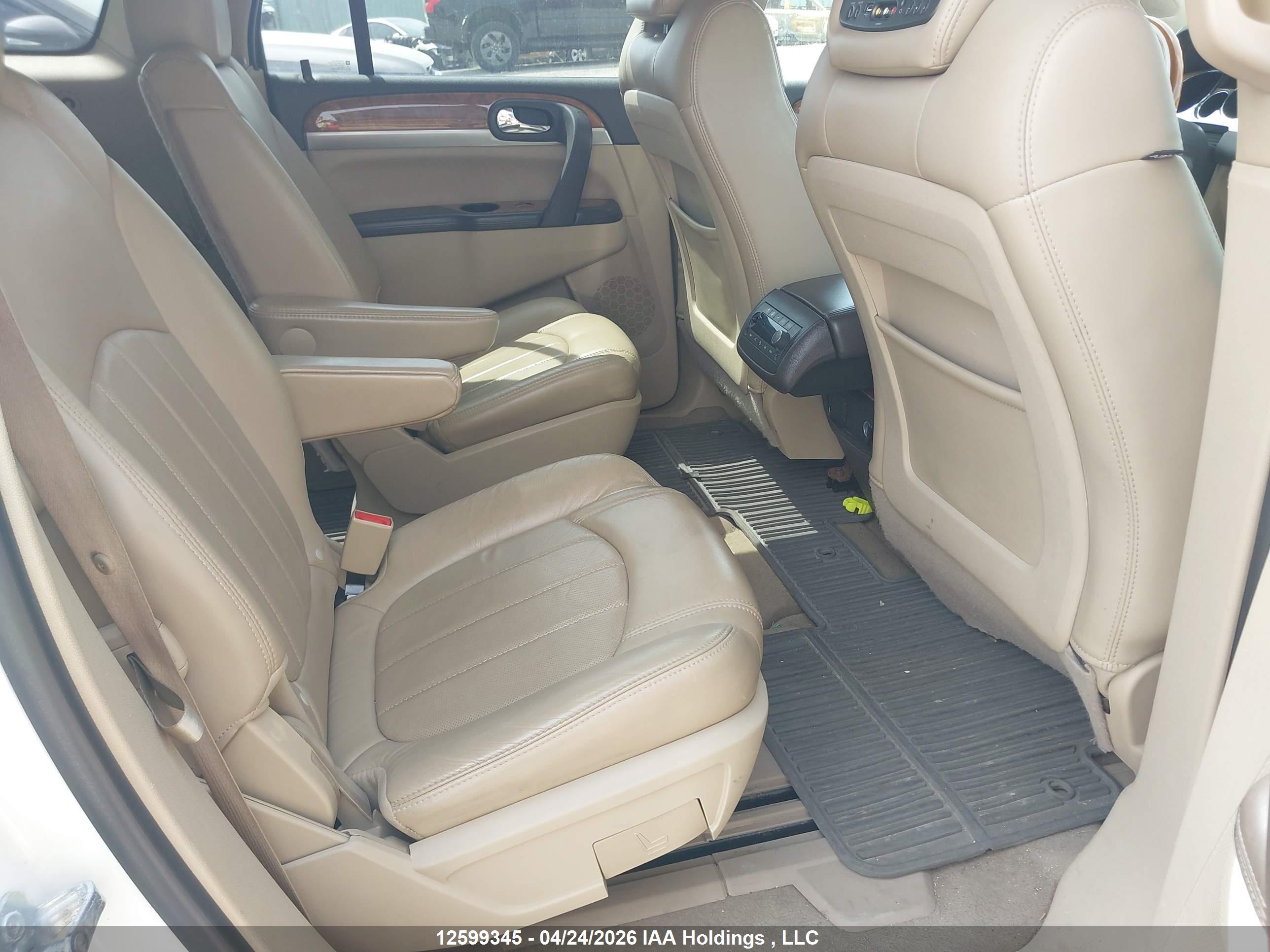 BUICK ENCLAVE image 8