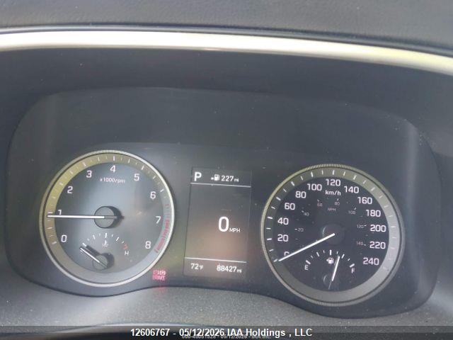 HYUNDAI TUCSON image 8