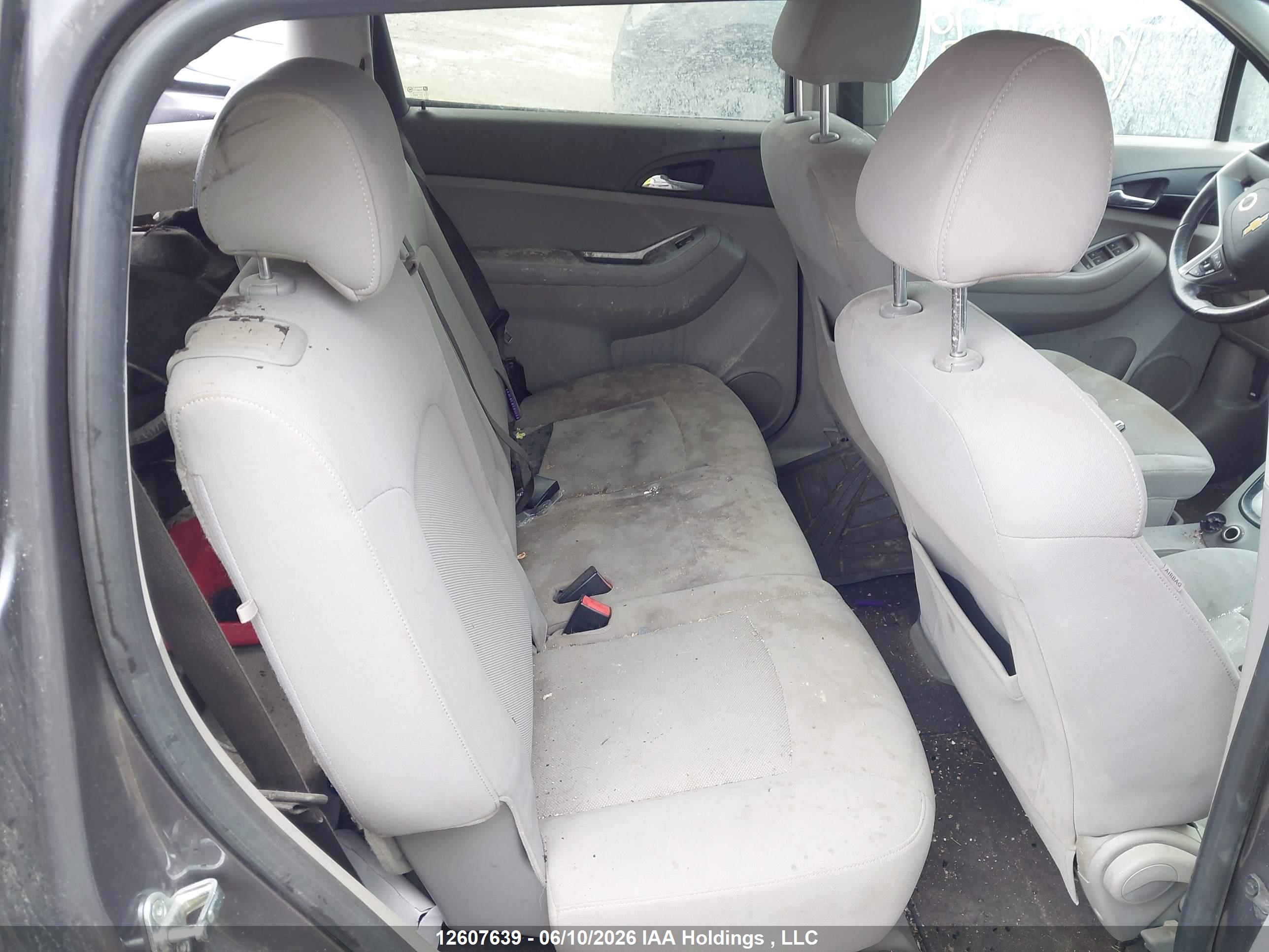 CHEVROLET ORLANDO image 8
