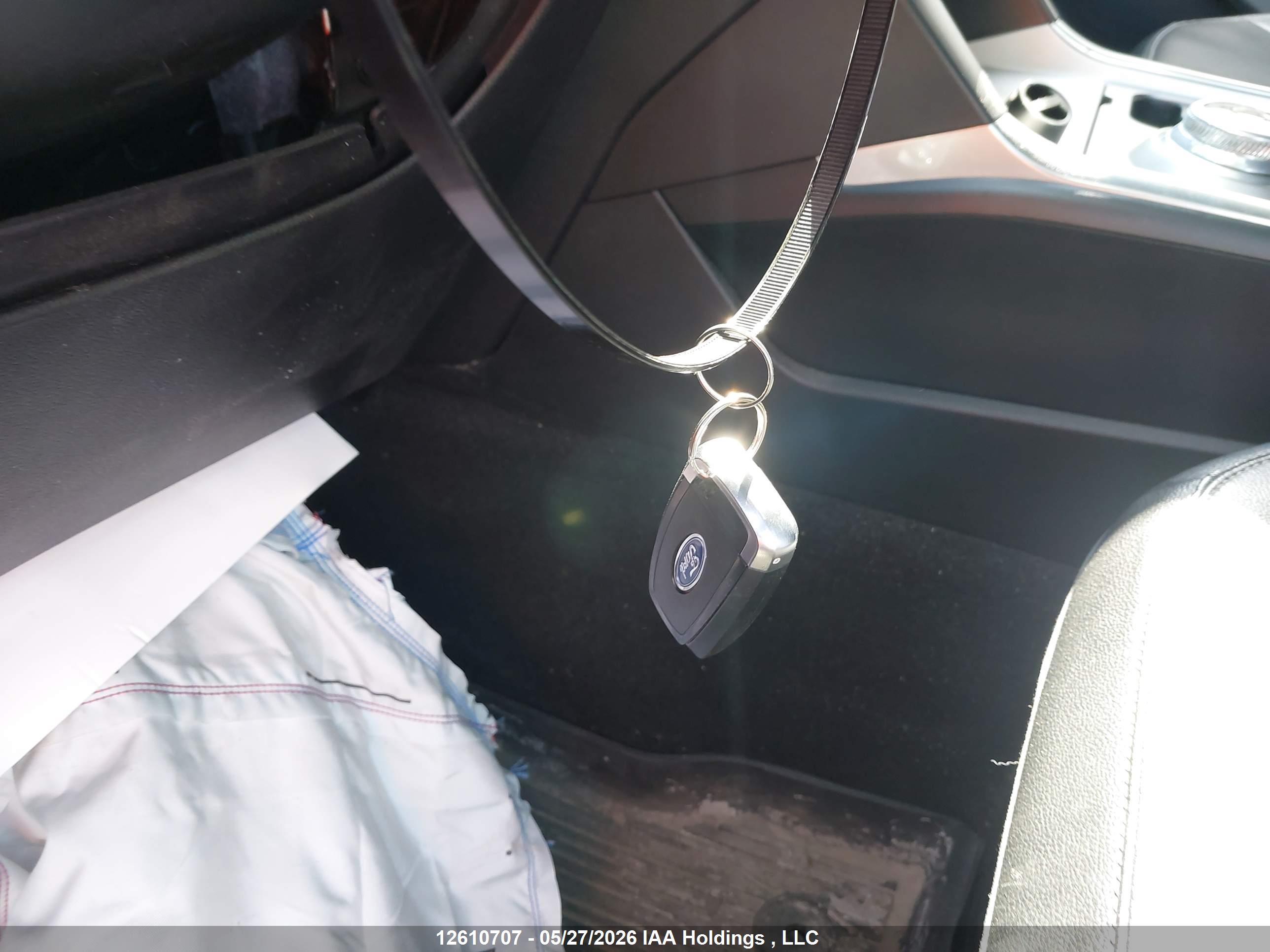 FORD EXPLORER image 11