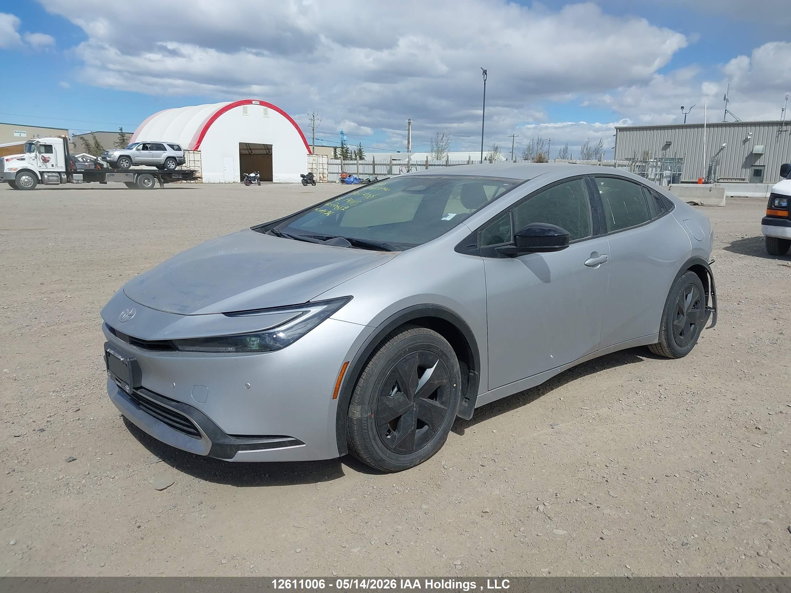 TOYOTA PRIUS image 2