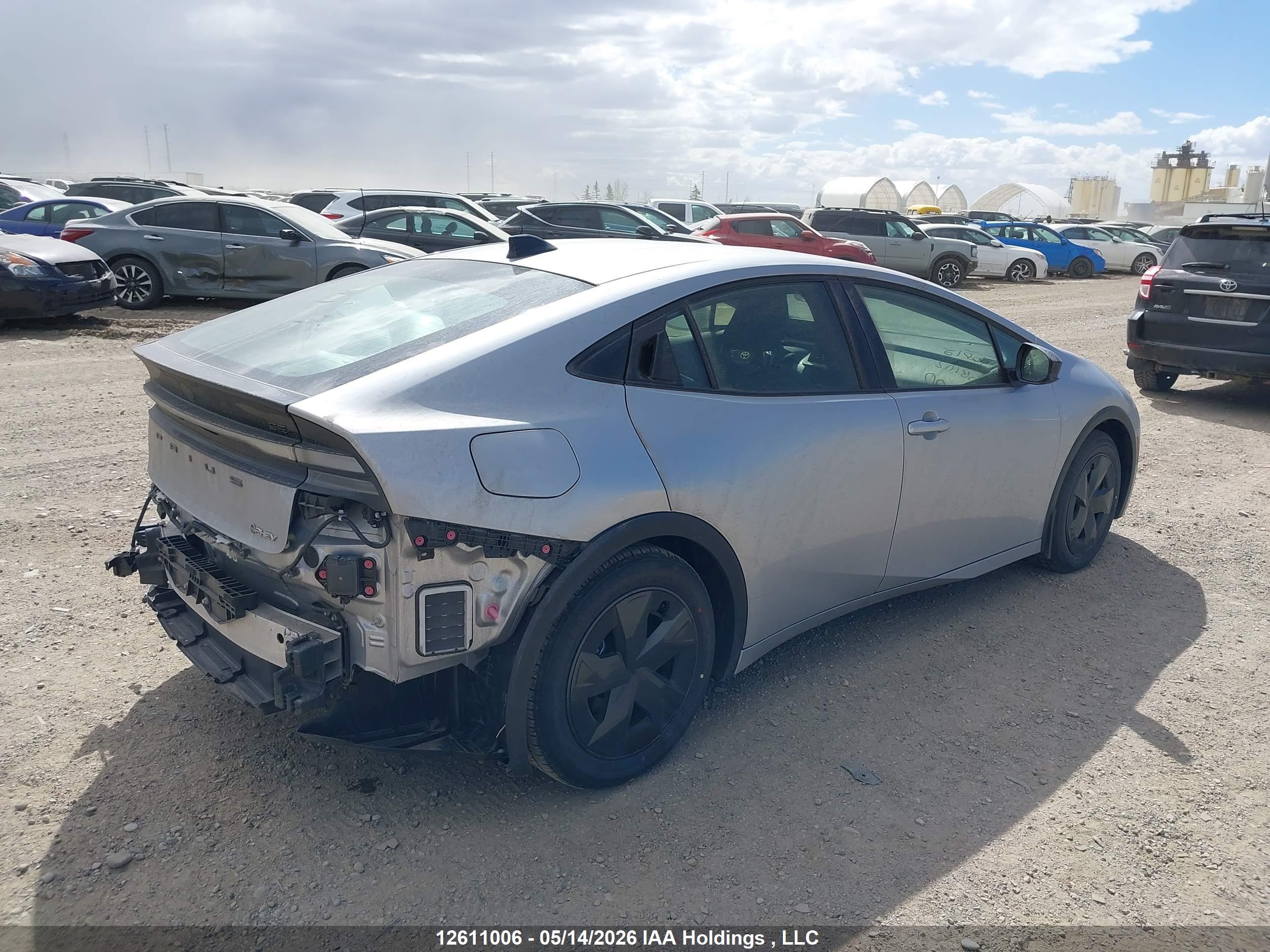 TOYOTA PRIUS image 4