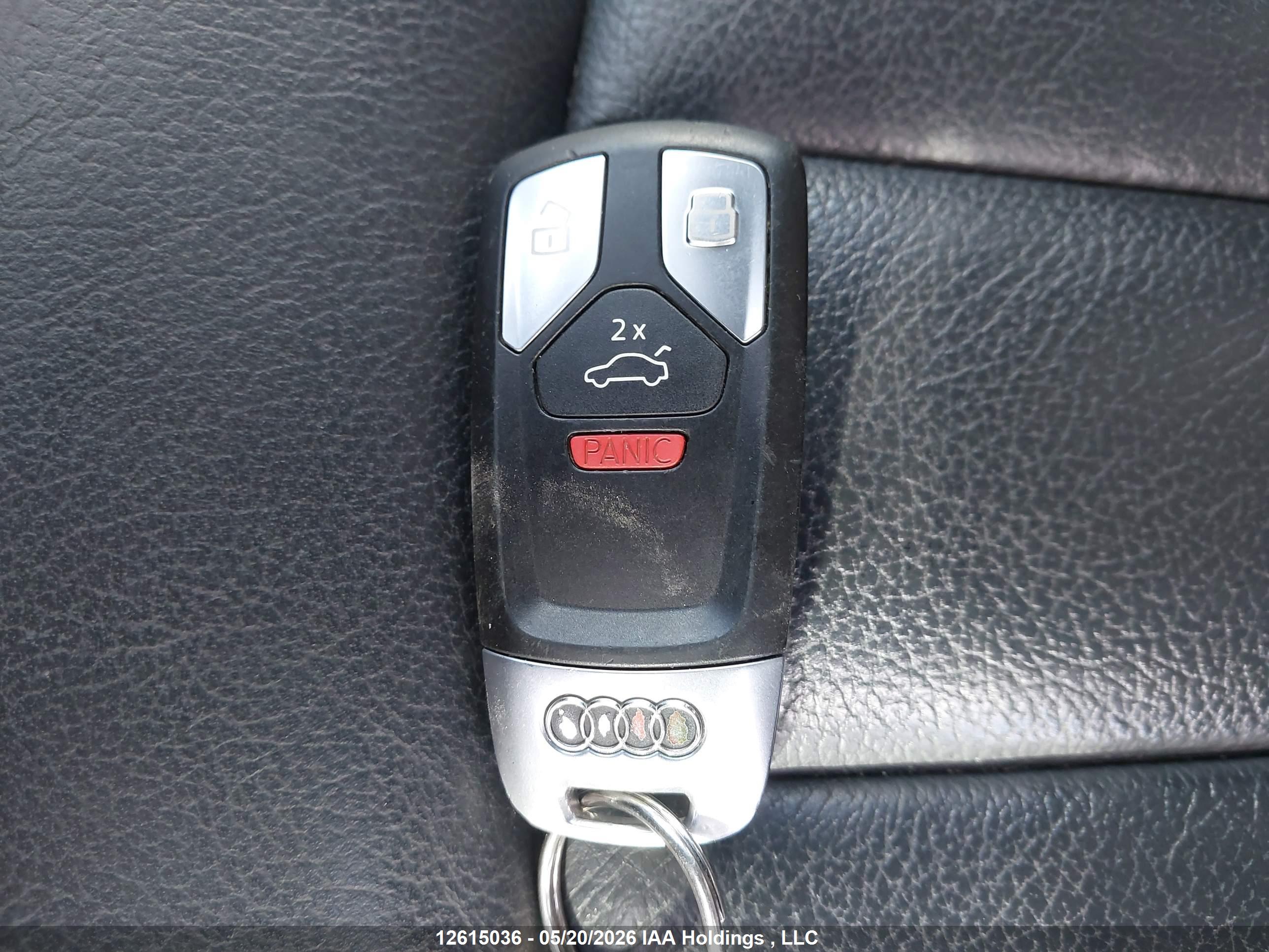 AUDI A4 image 11