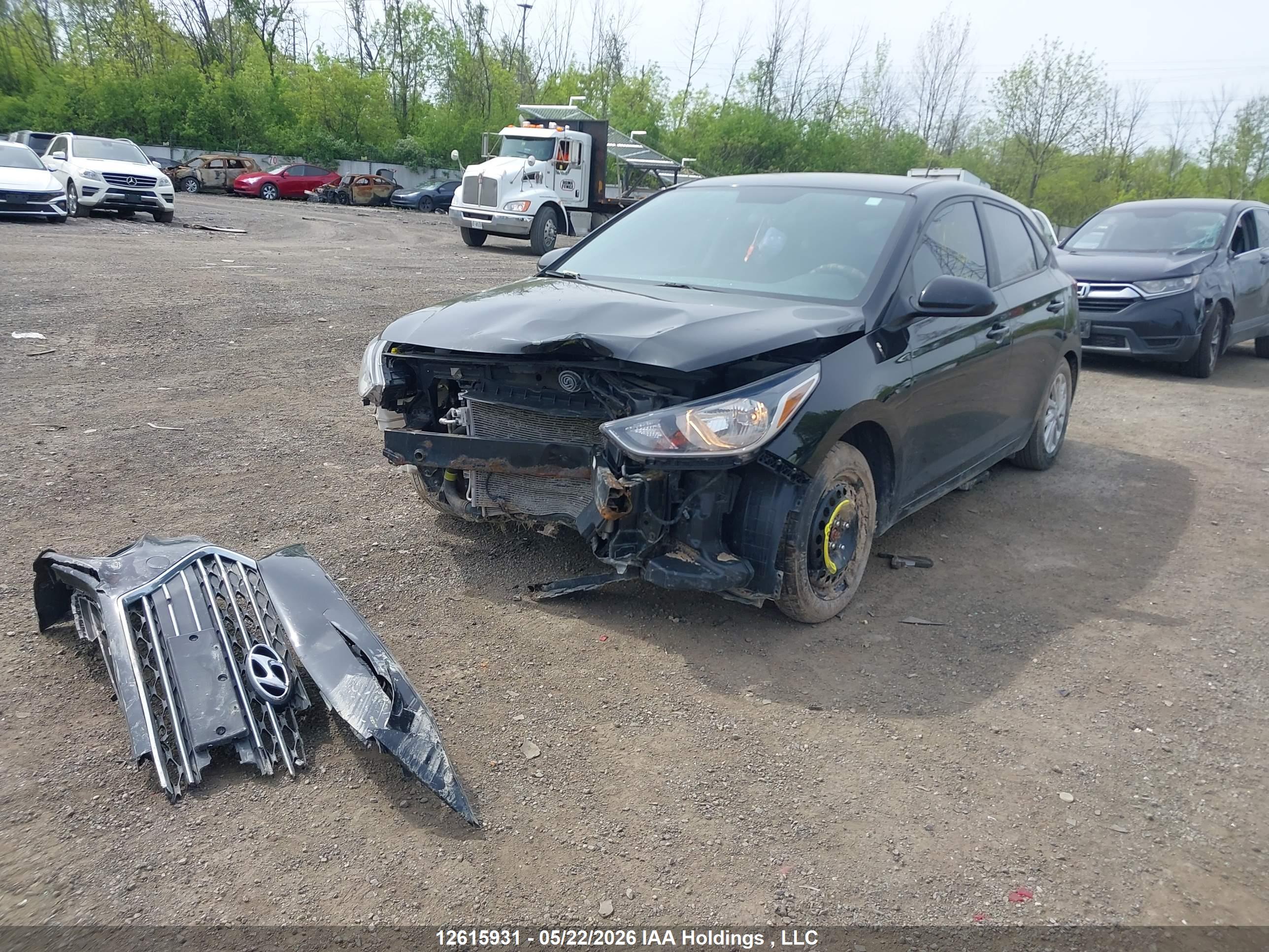 HYUNDAI ACCENT image 2