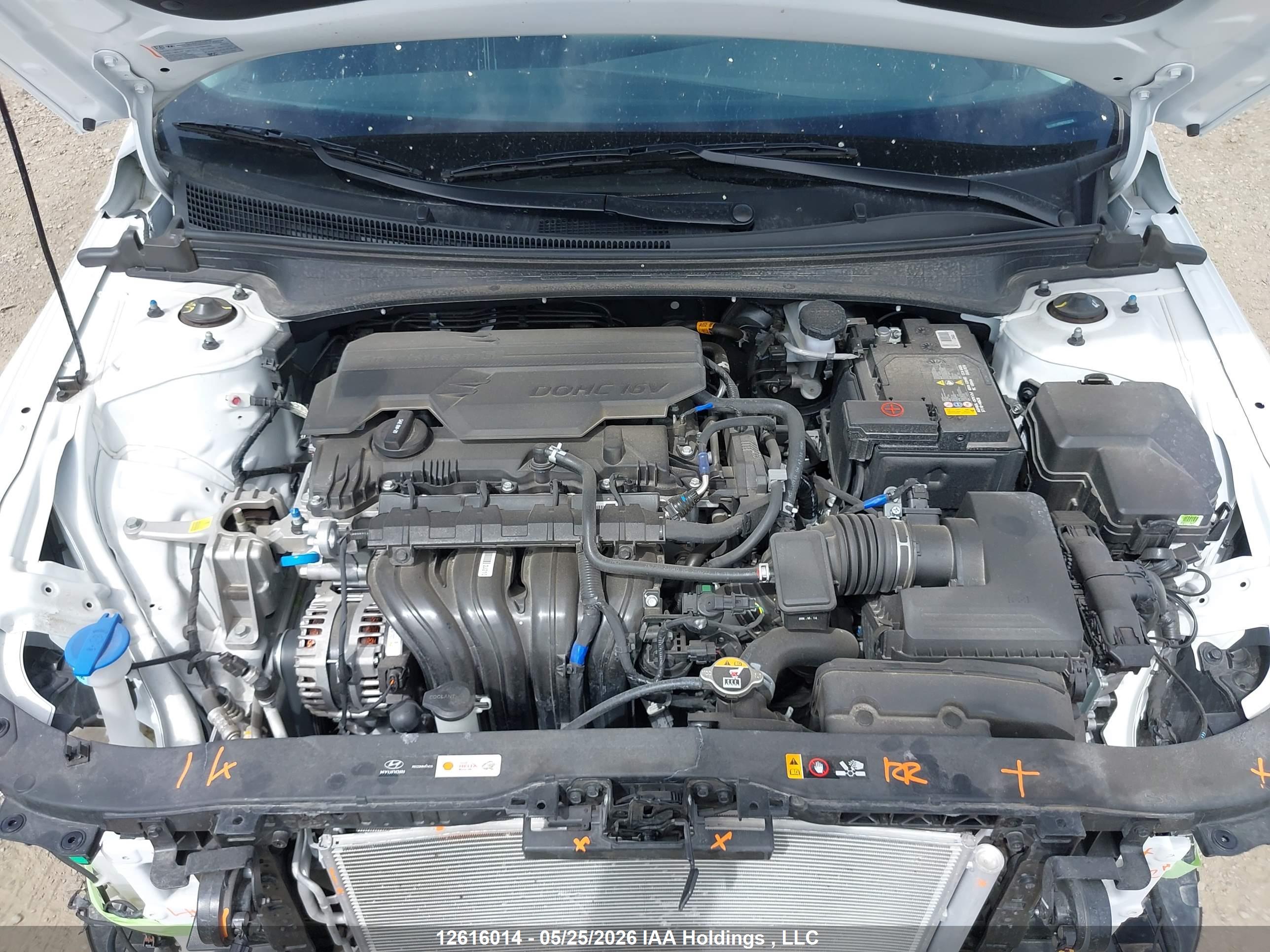 HYUNDAI ELANTRA image 10