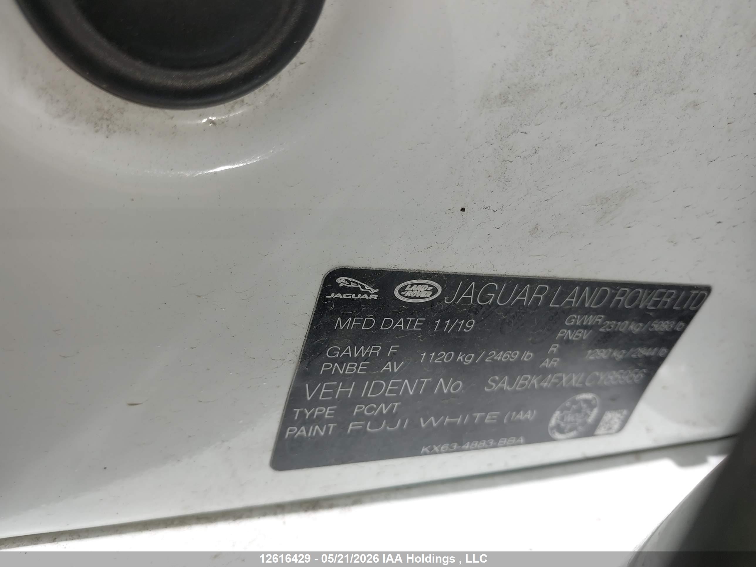 JAGUAR XF image 9