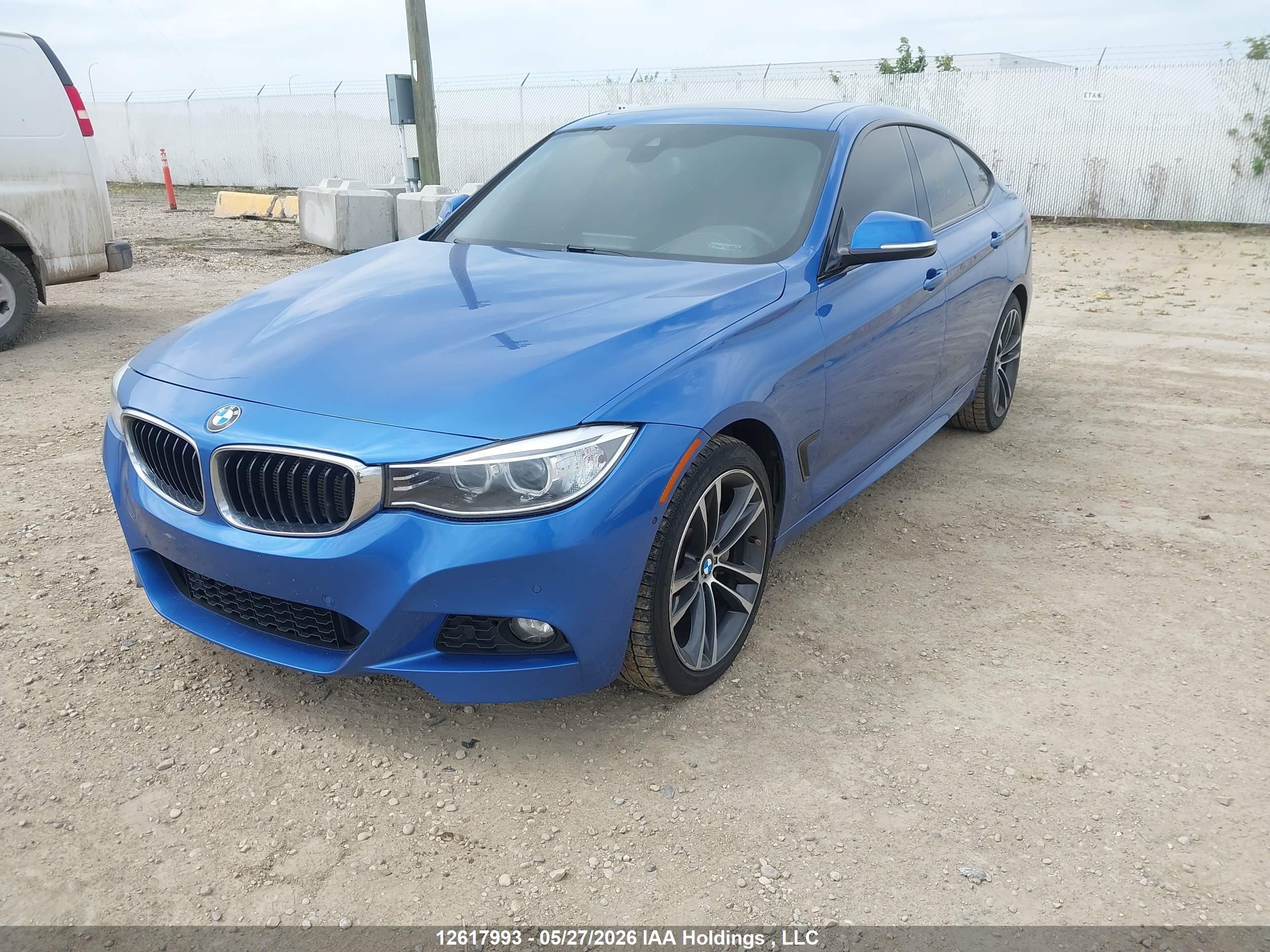 BMW 335I image 2
